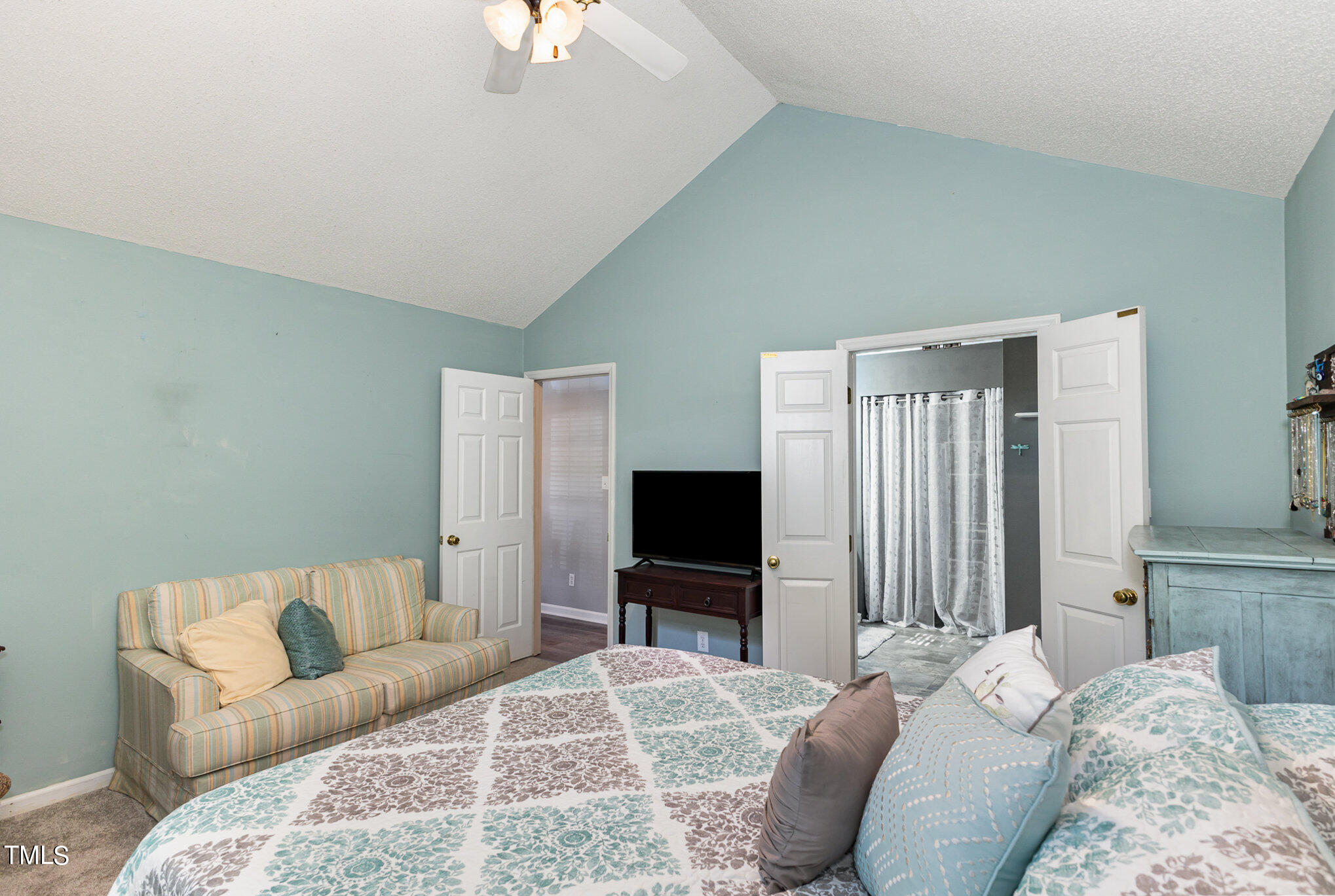 5204 Fairmead Circle
