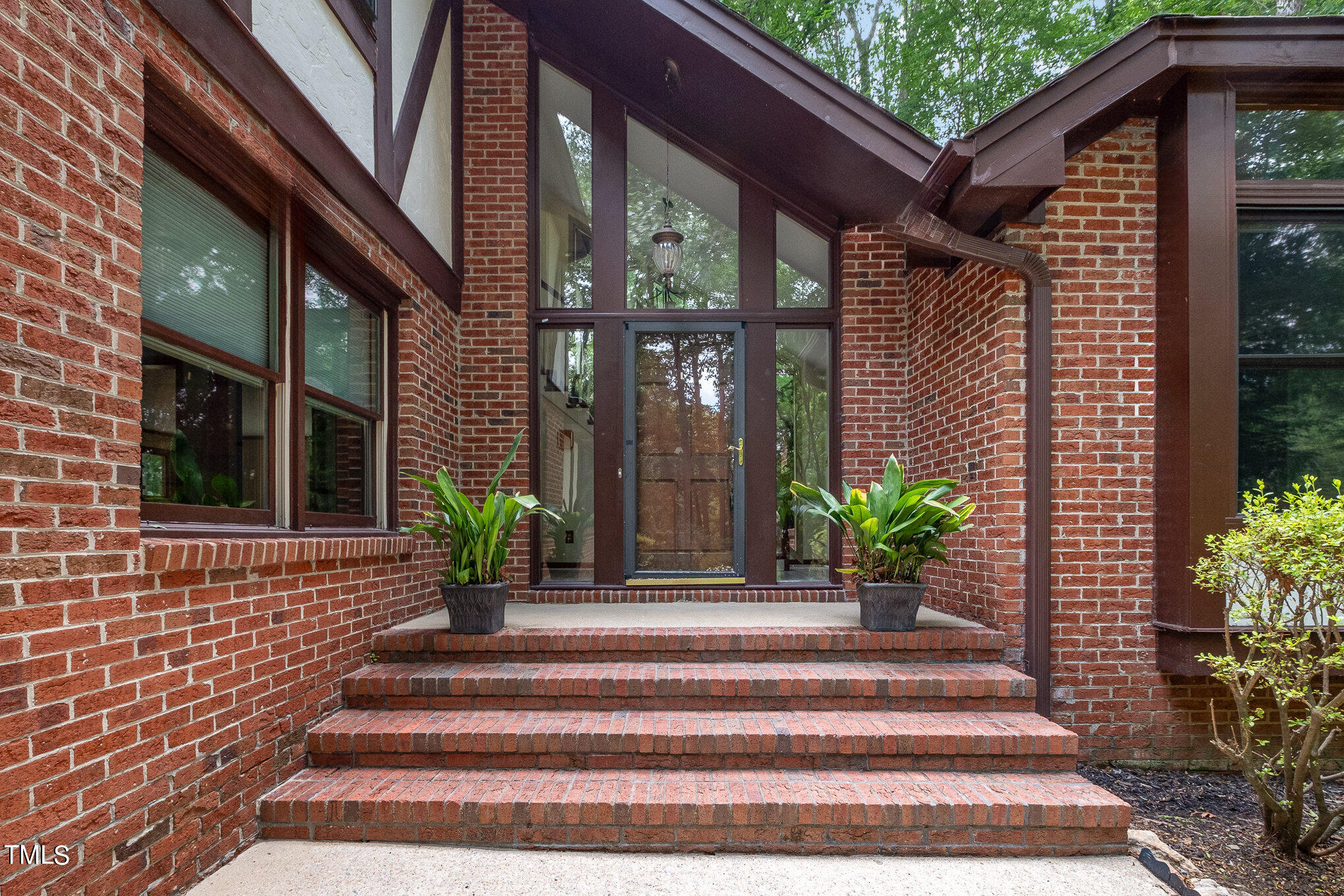 11313 Derby Lane