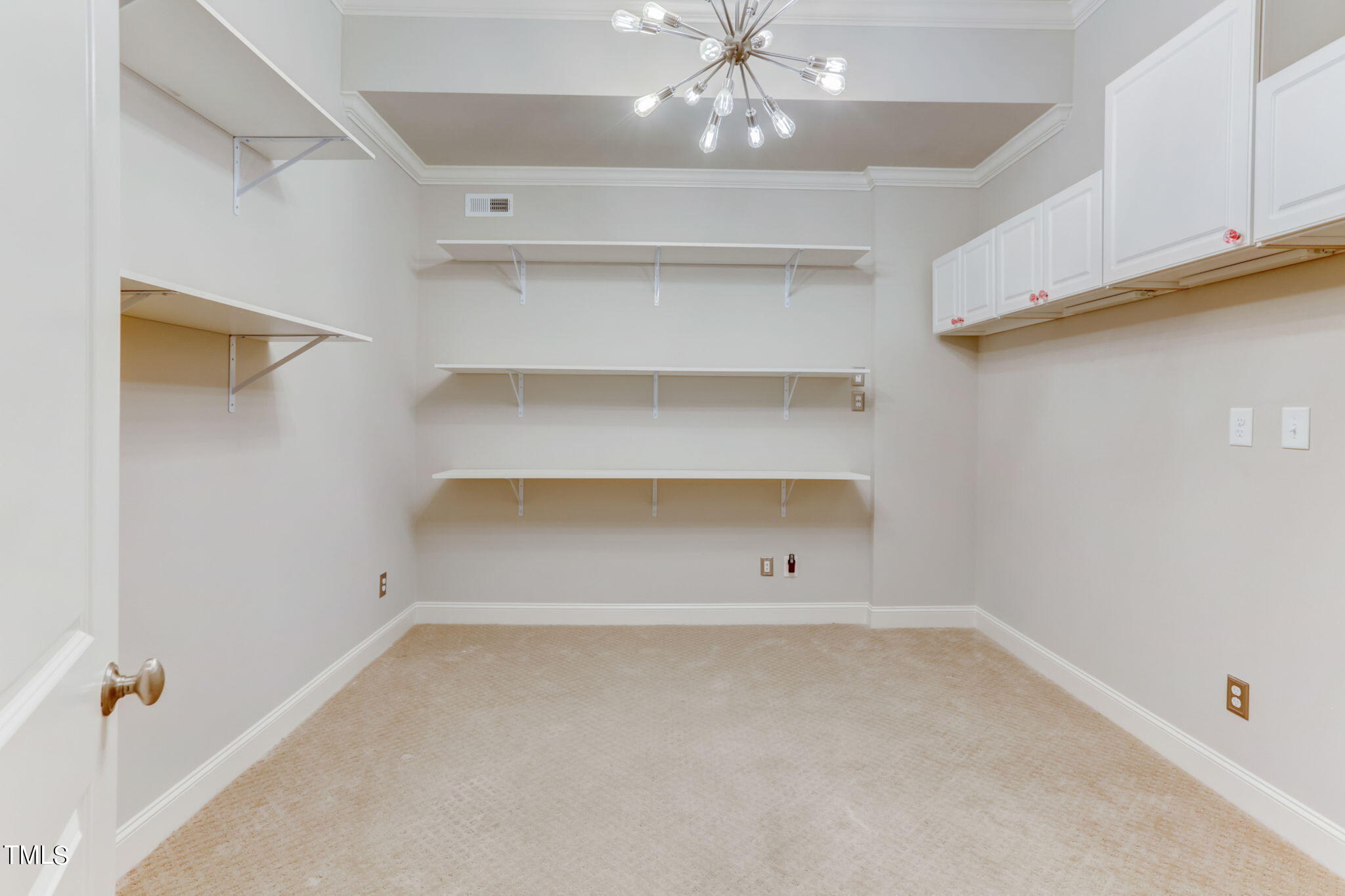 4923 Gann Trail