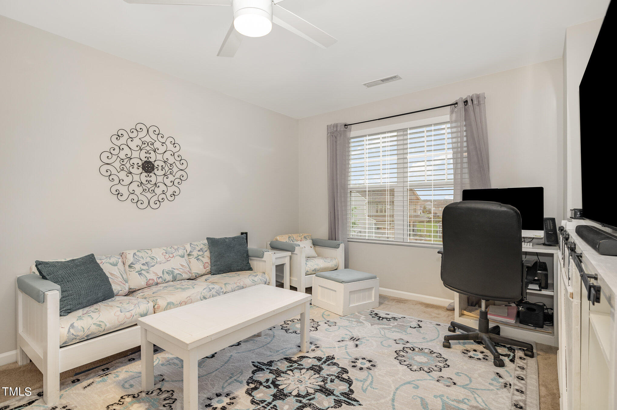 83 E Copenhaver Drive