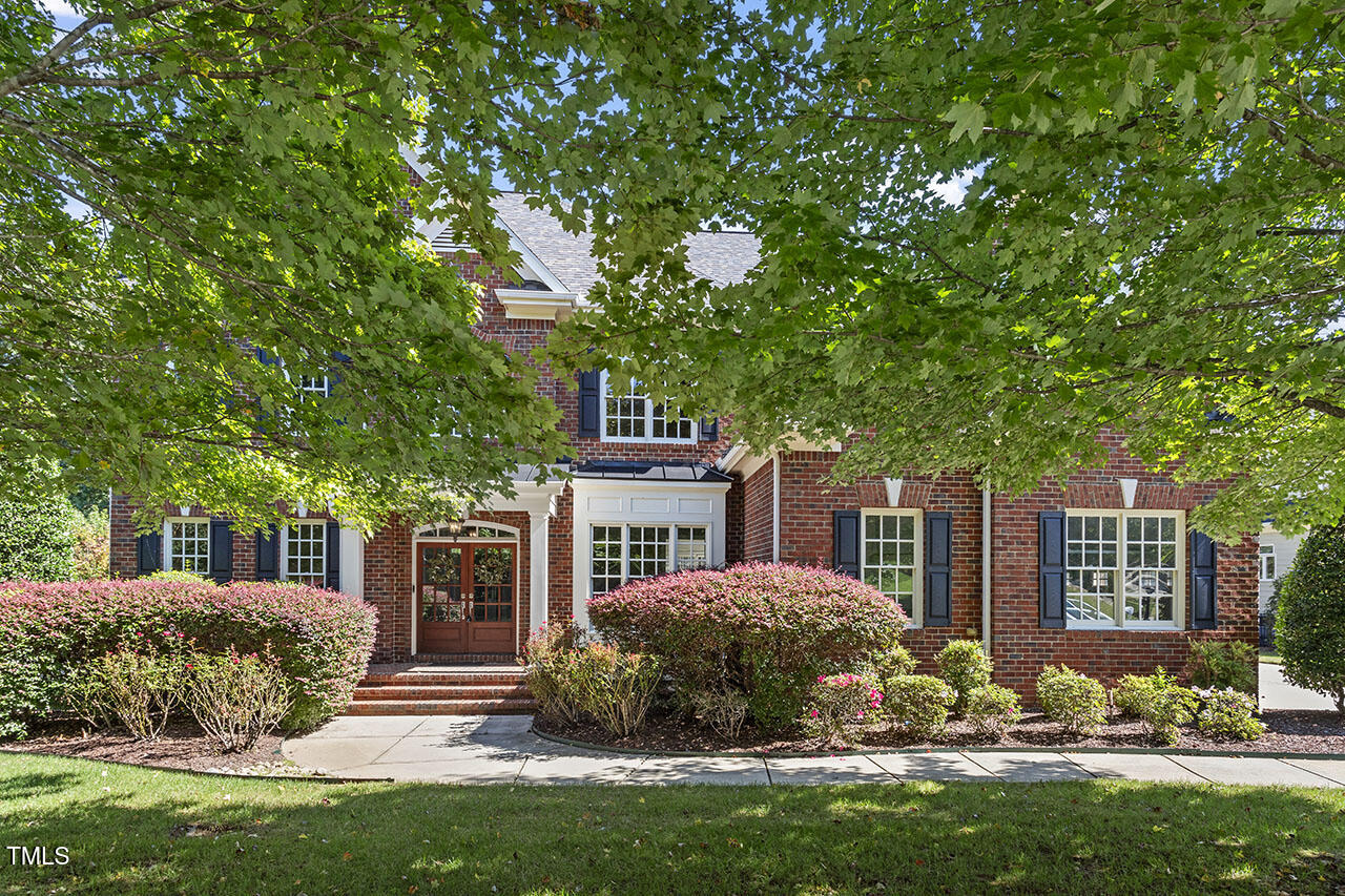 305 Felspar Way