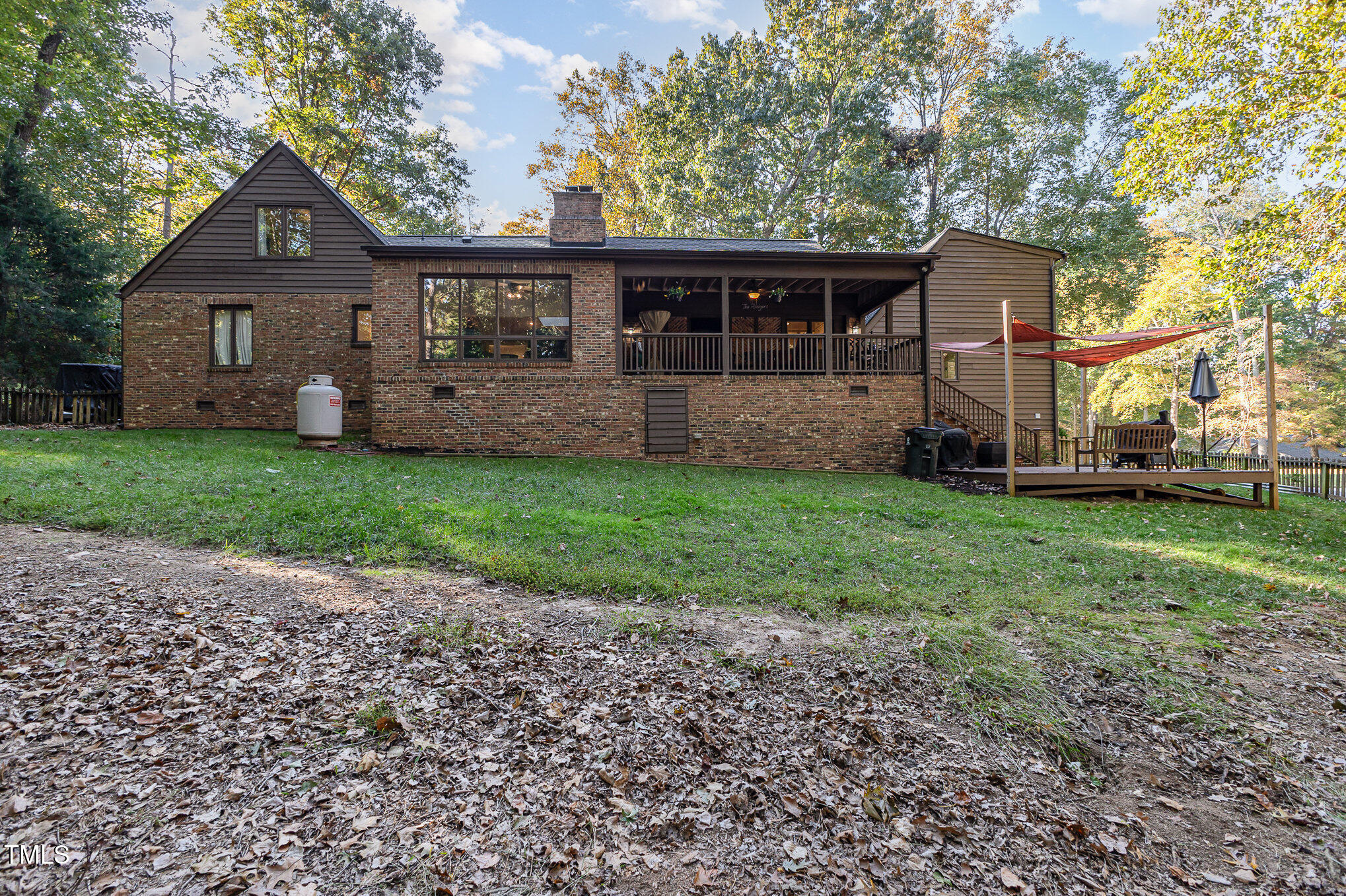 816 Thatcher Way