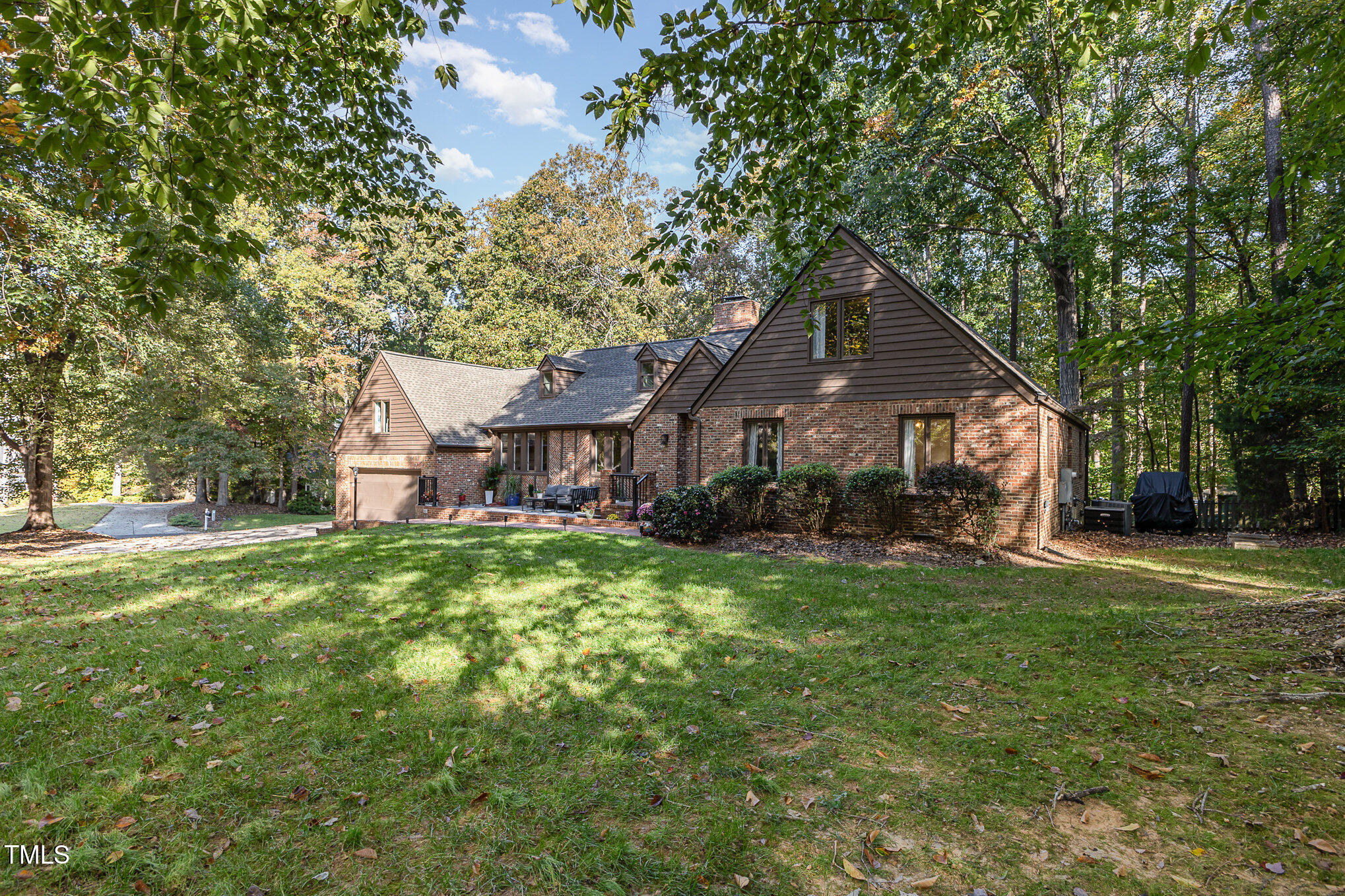 816 Thatcher Way