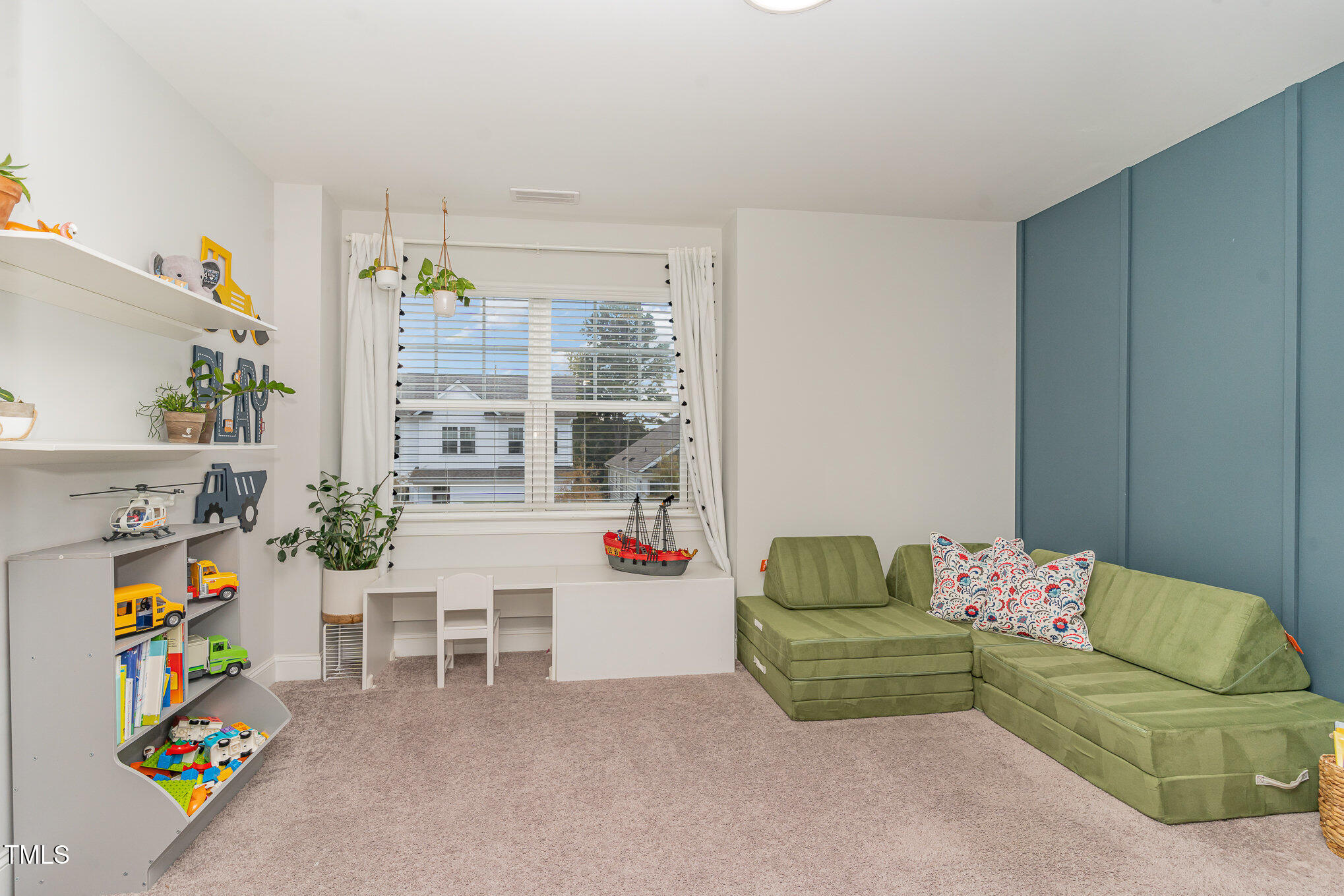 231 Silverhawk Lane