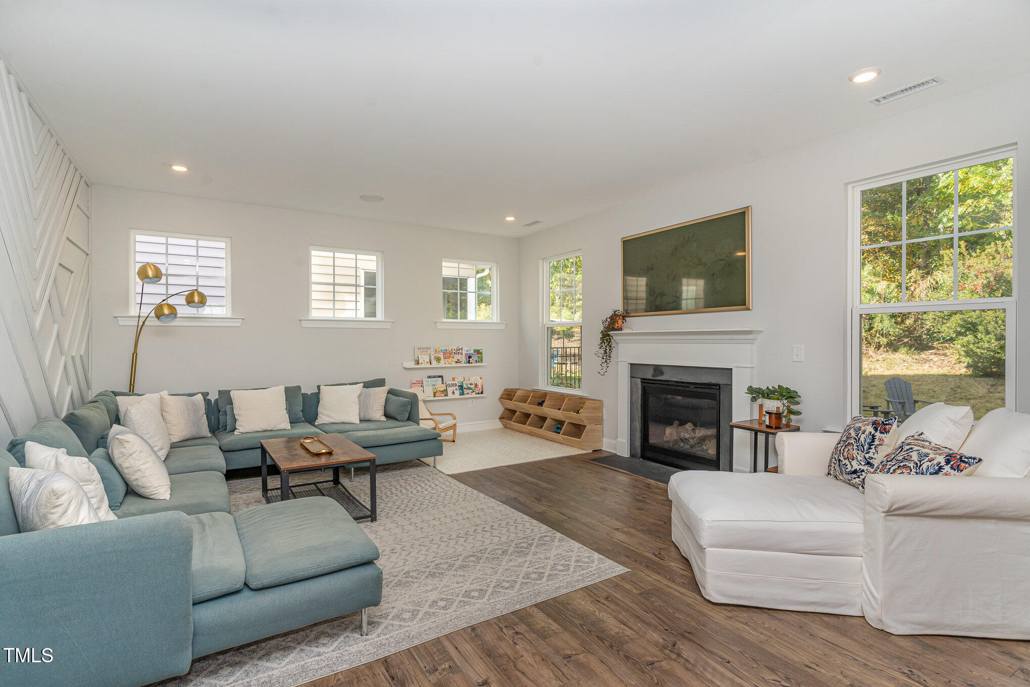 231 Silverhawk Lane