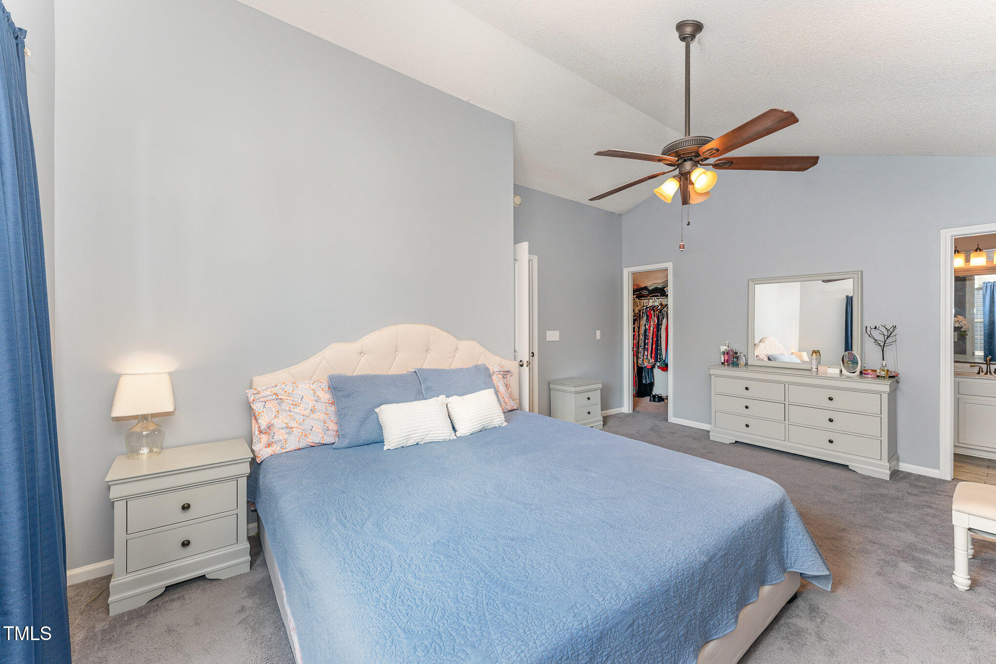 5521 Golden Moss Trail