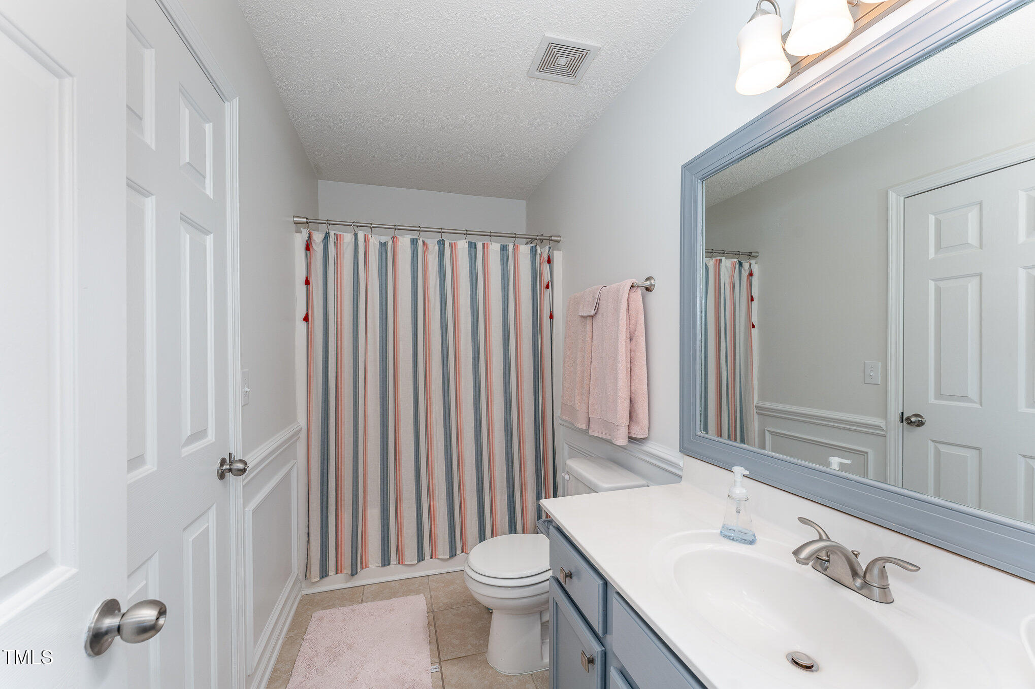 5521 Golden Moss Trail