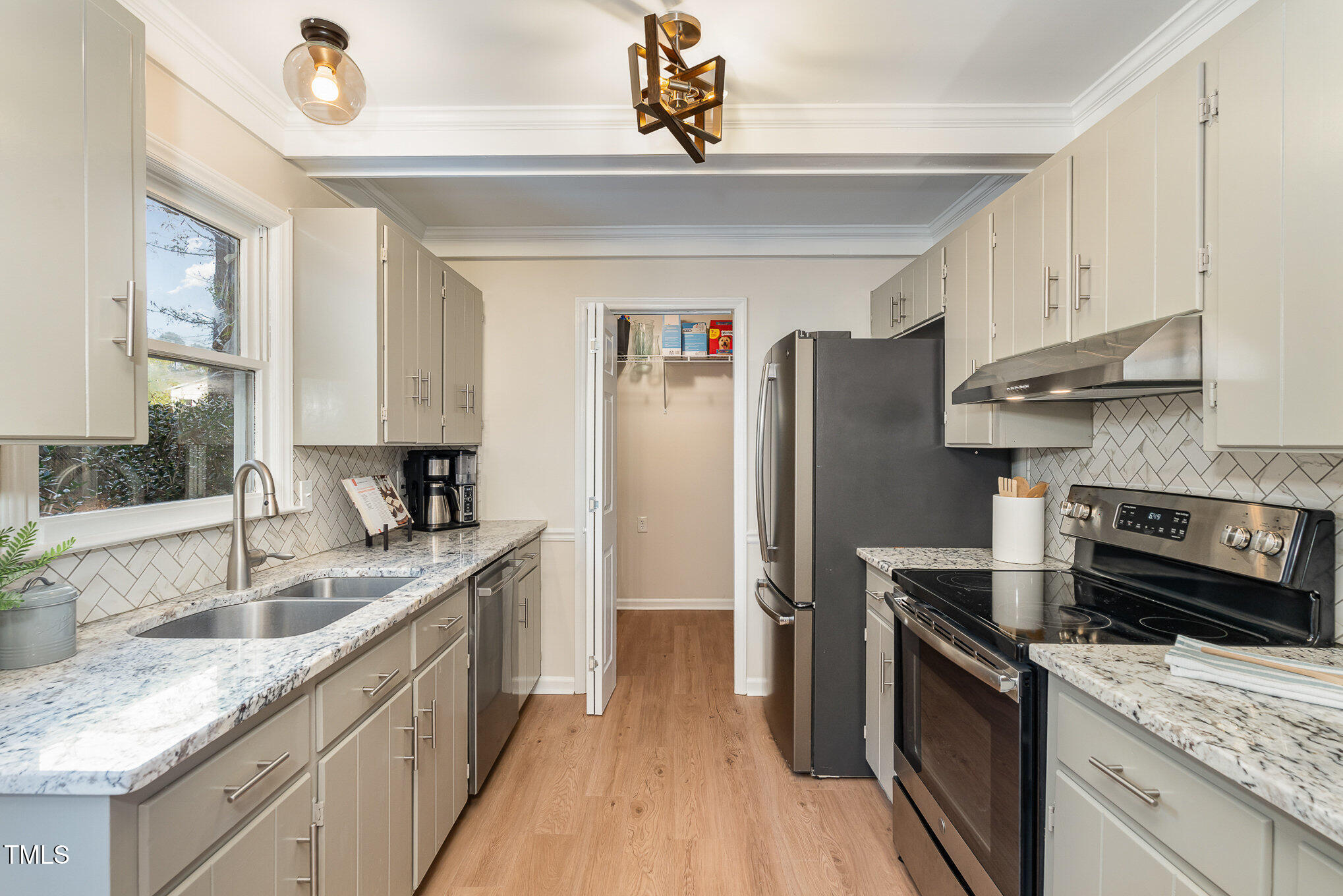 402 Sandy Run