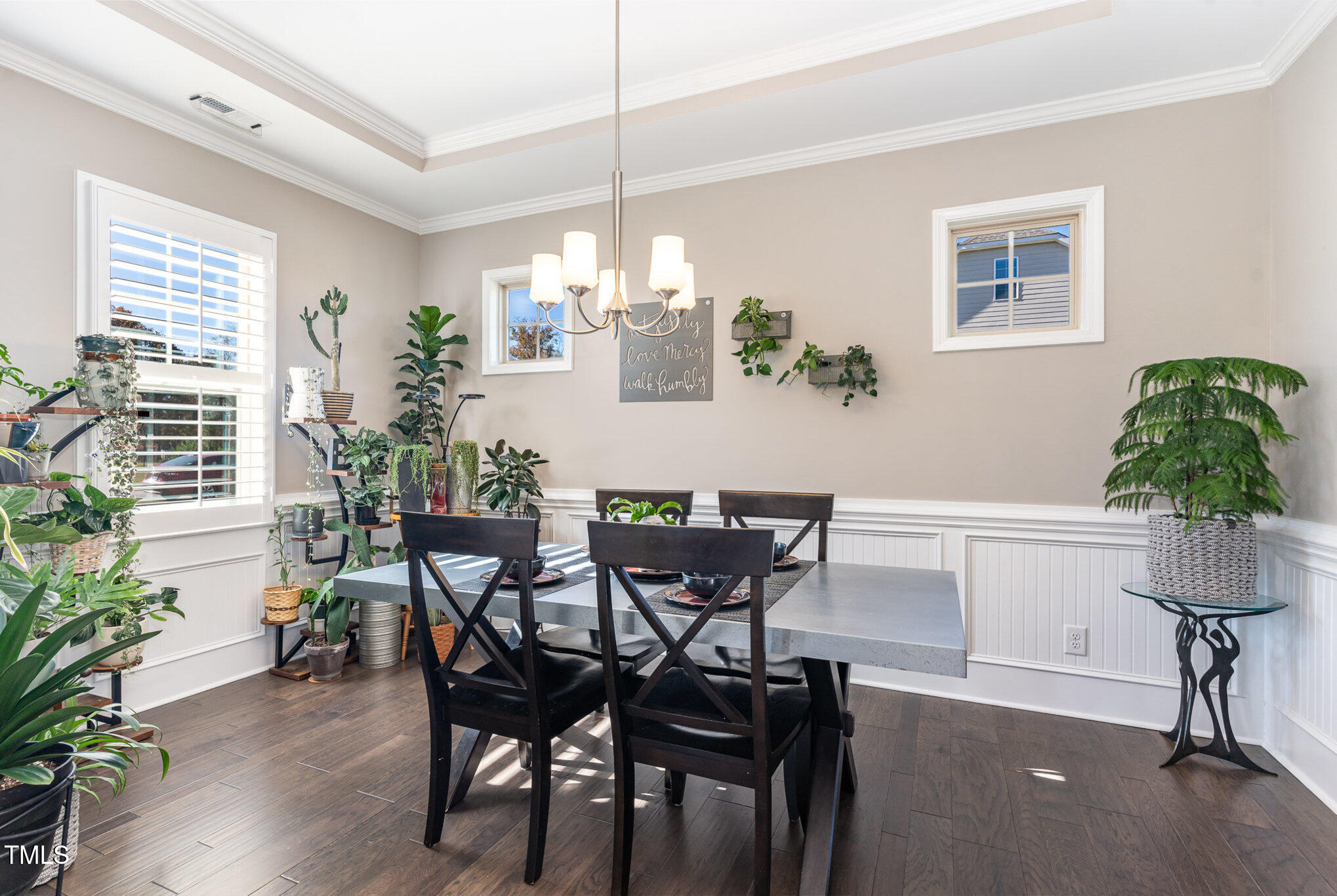 5504 Red Line Court