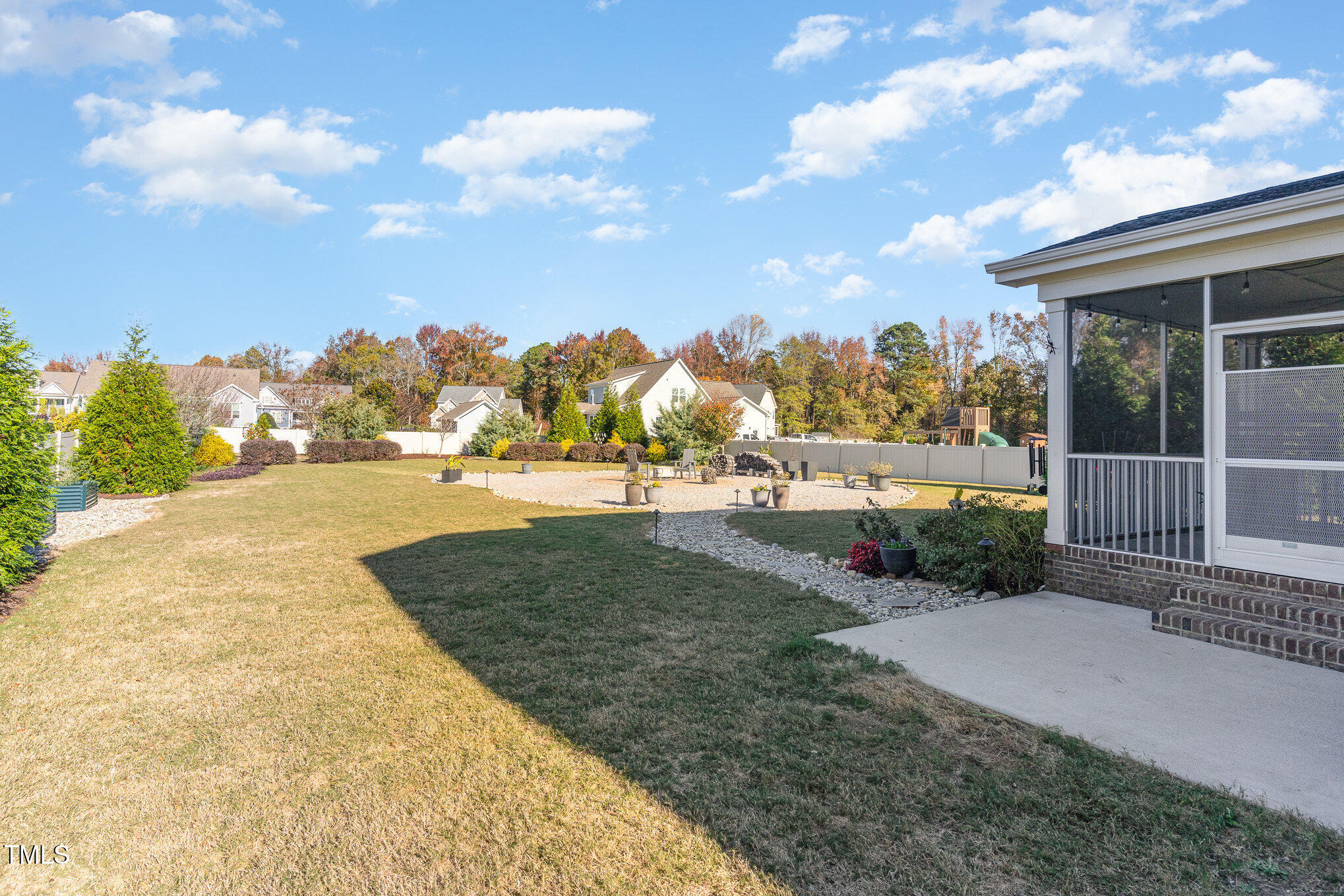 5504 Red Line Court