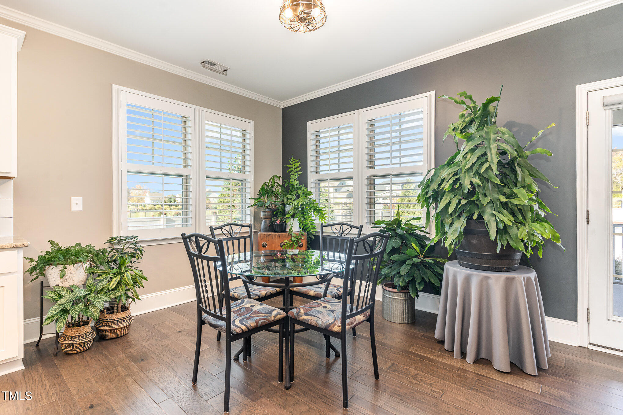 5504 Red Line Court