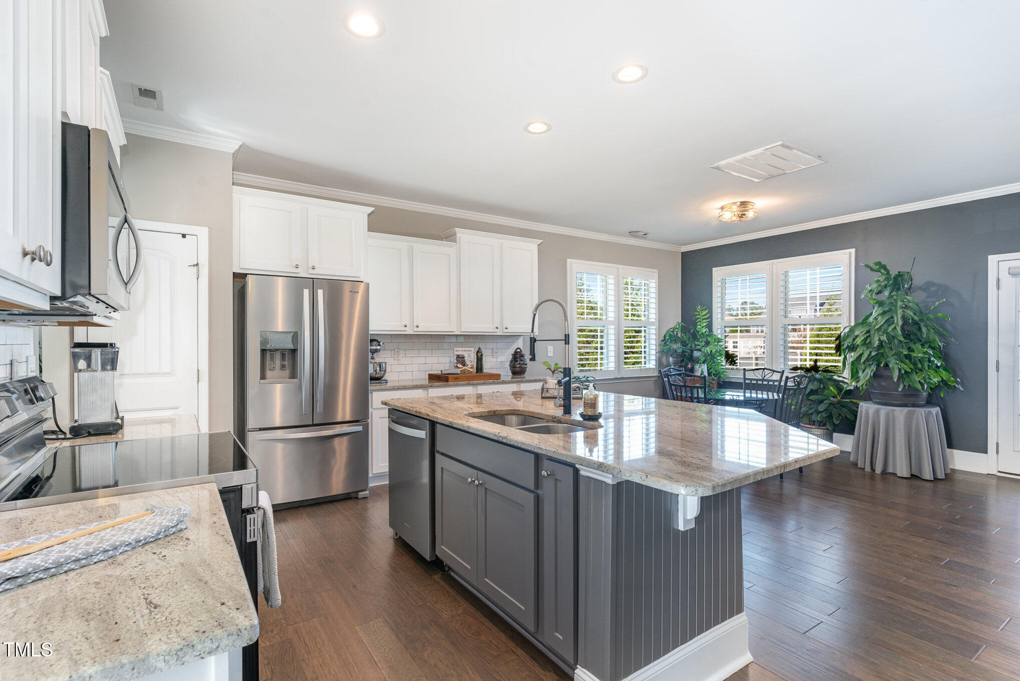 5504 Red Line Court