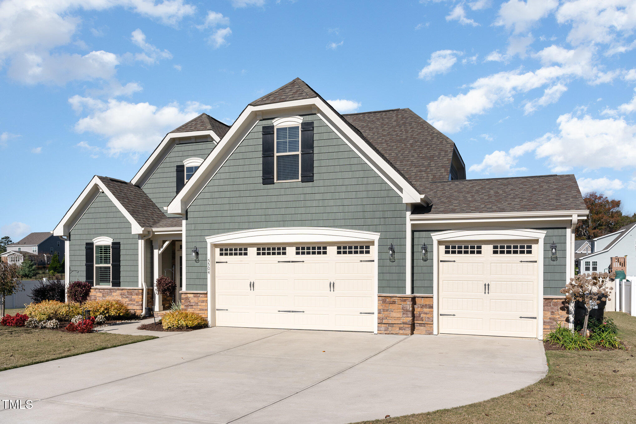 5504 Red Line Court