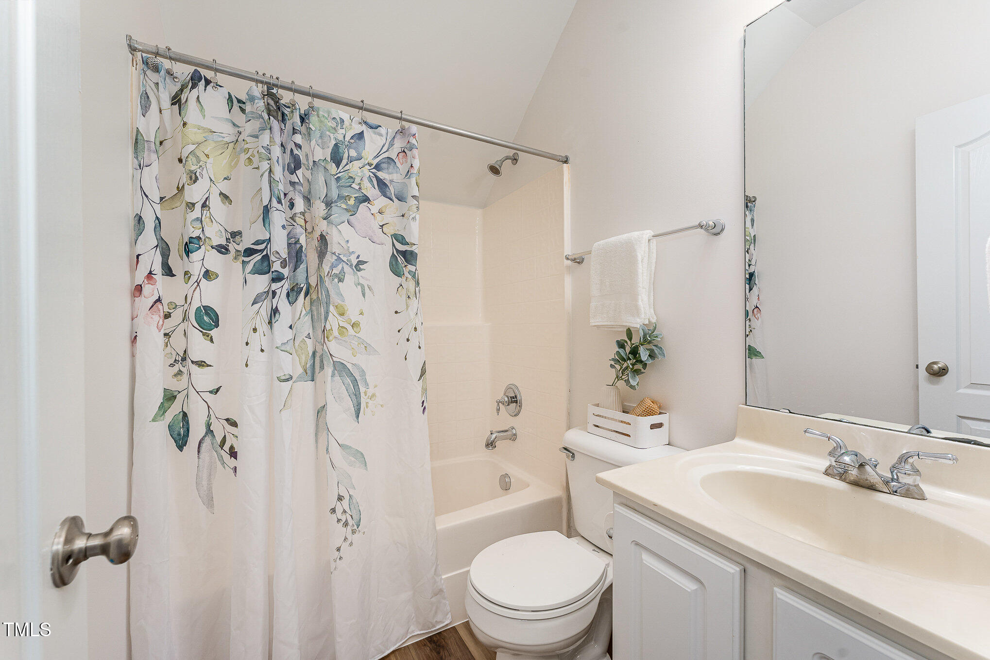 121 Hatchet Creek Court