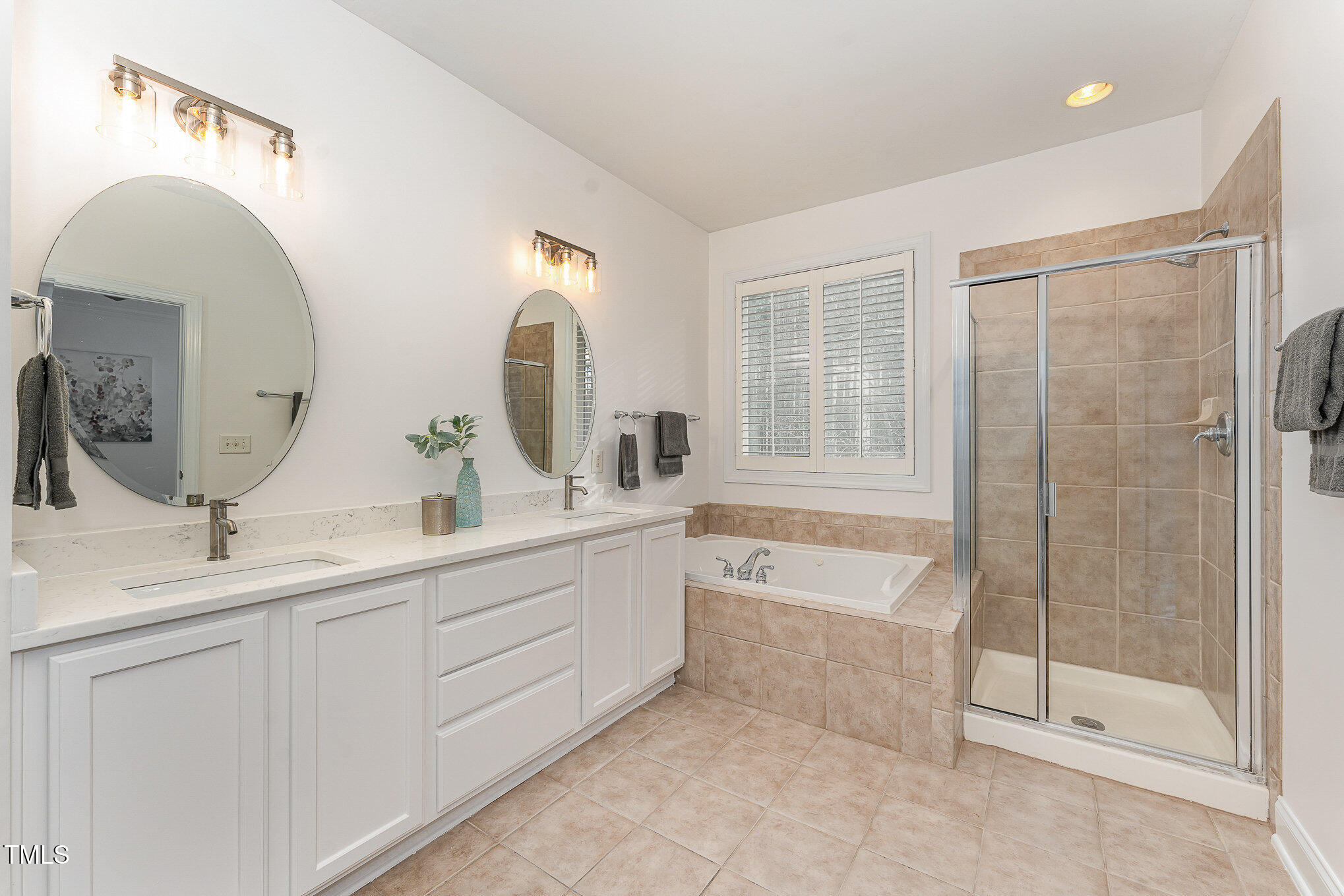 121 Hatchet Creek Court