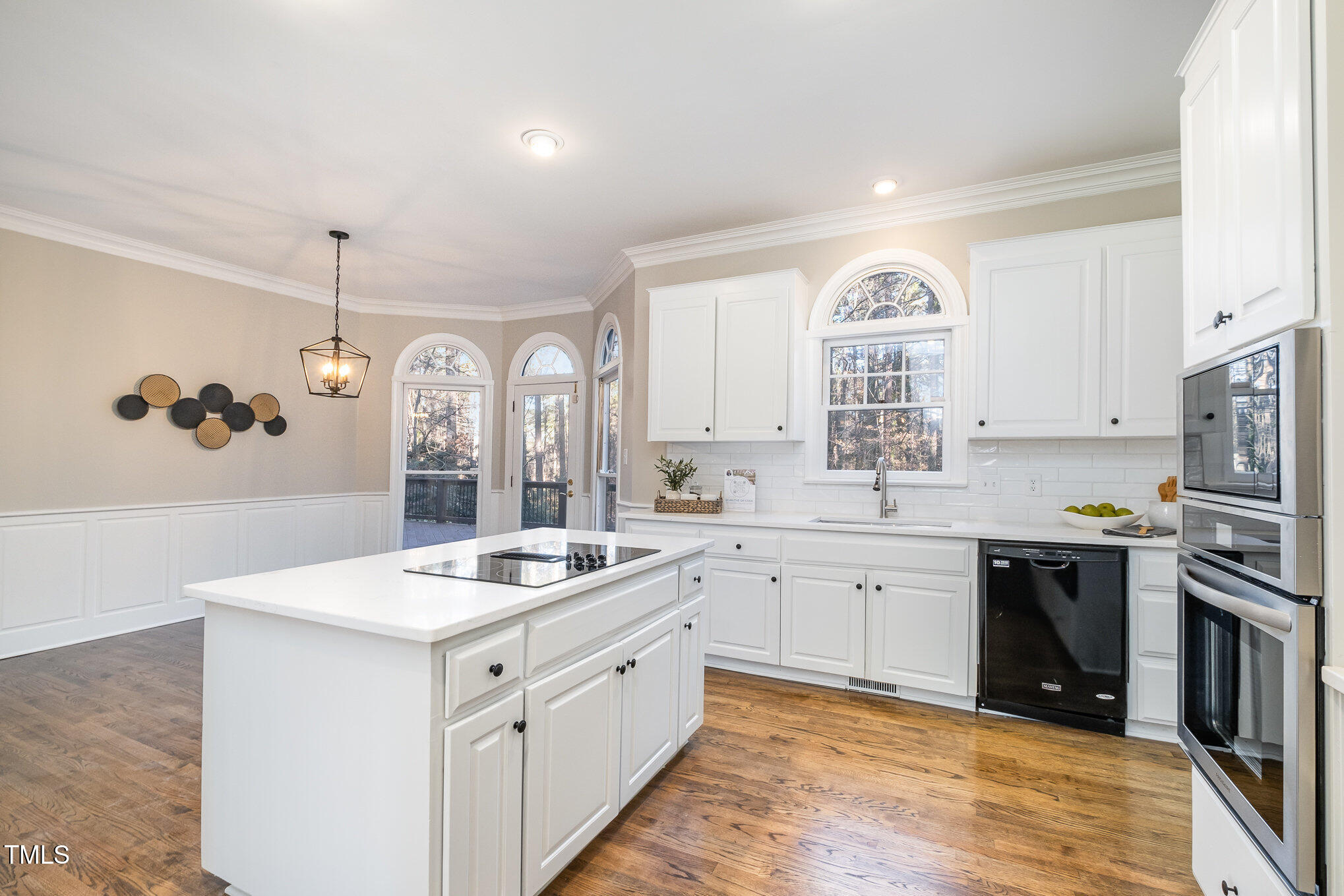 704 Misty Isle Place
