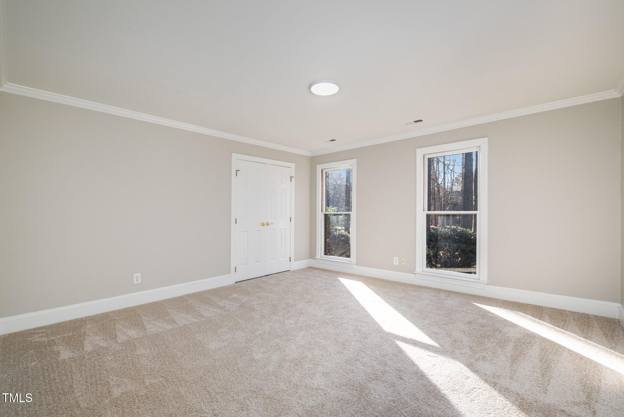 704 Misty Isle Place