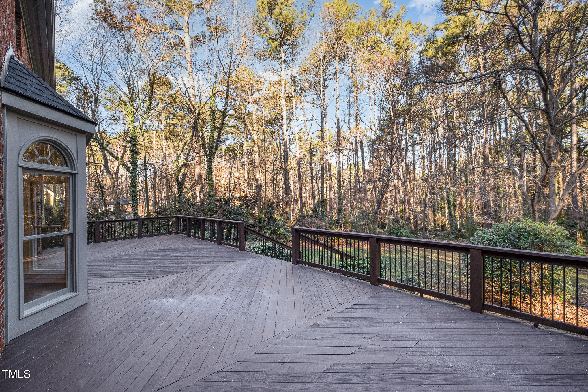 704 Misty Isle Place