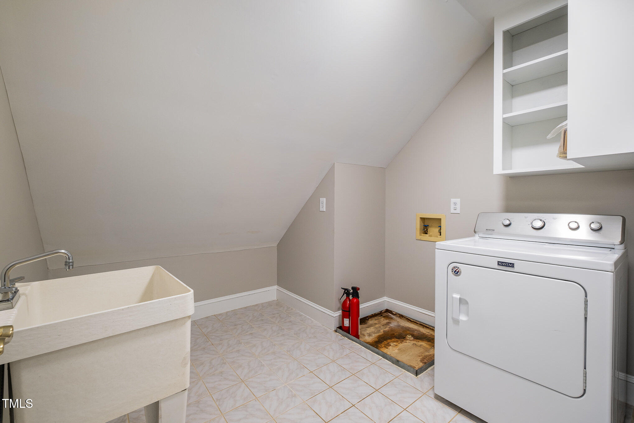 704 Misty Isle Place