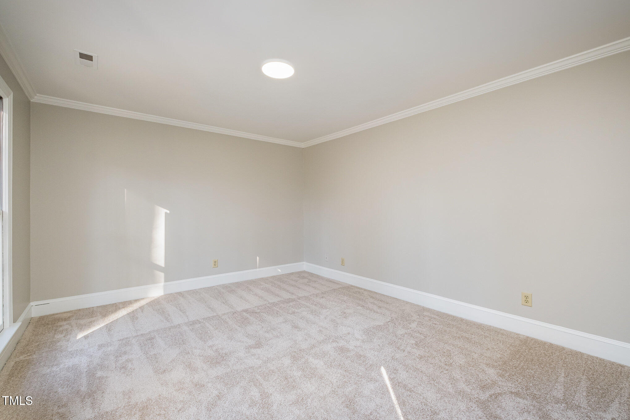 704 Misty Isle Place