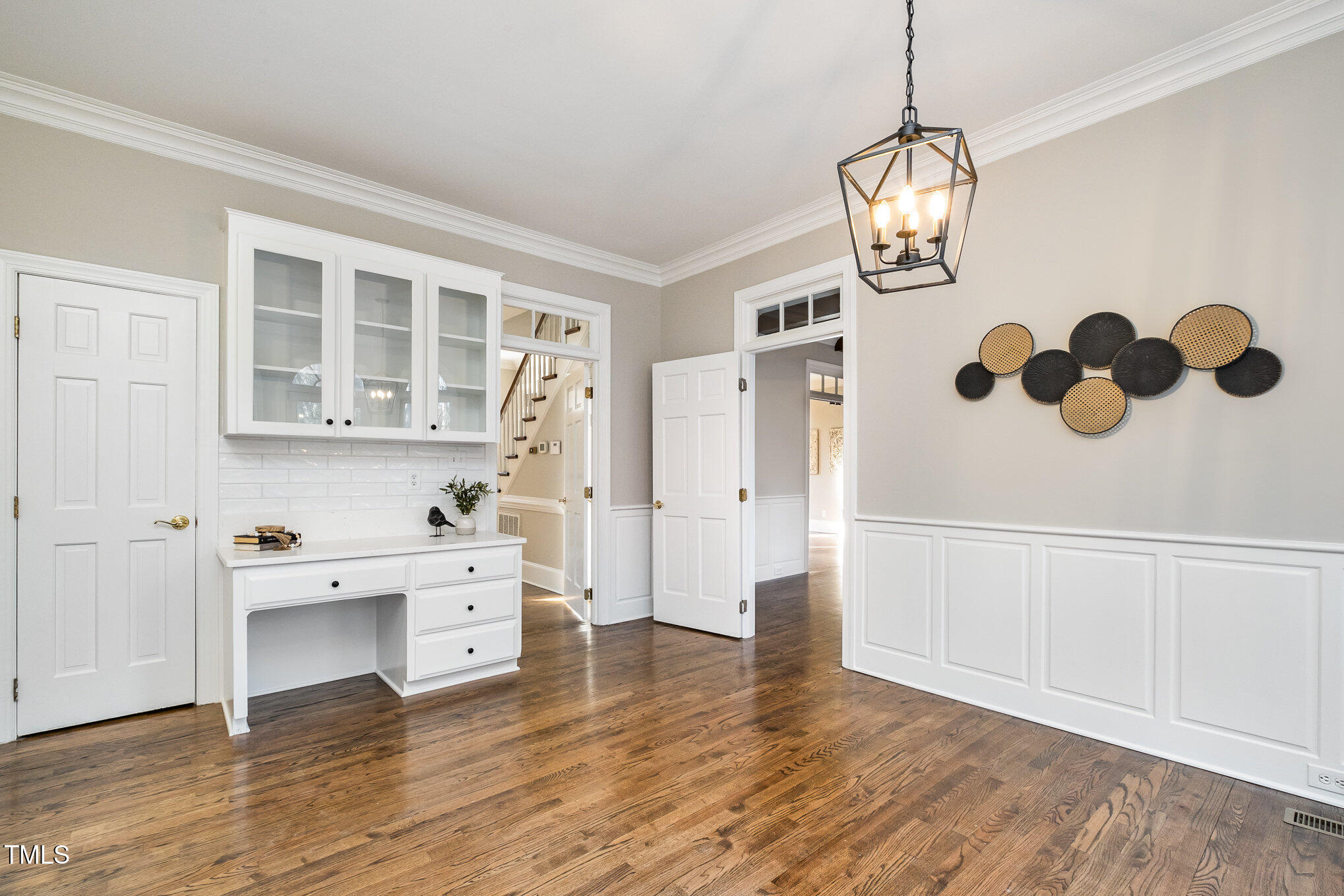 704 Misty Isle Place