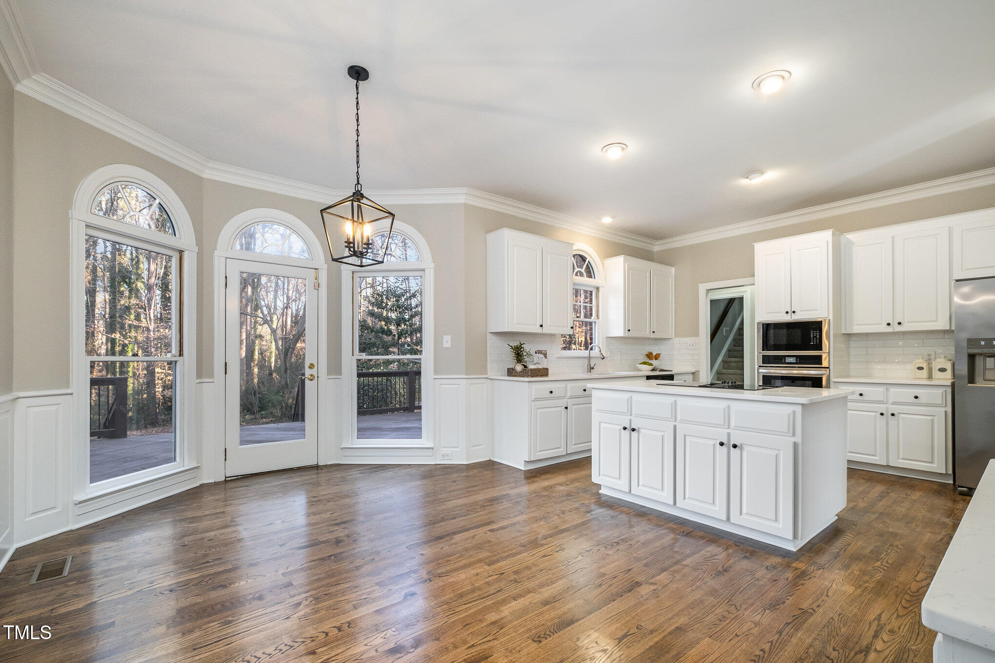 704 Misty Isle Place