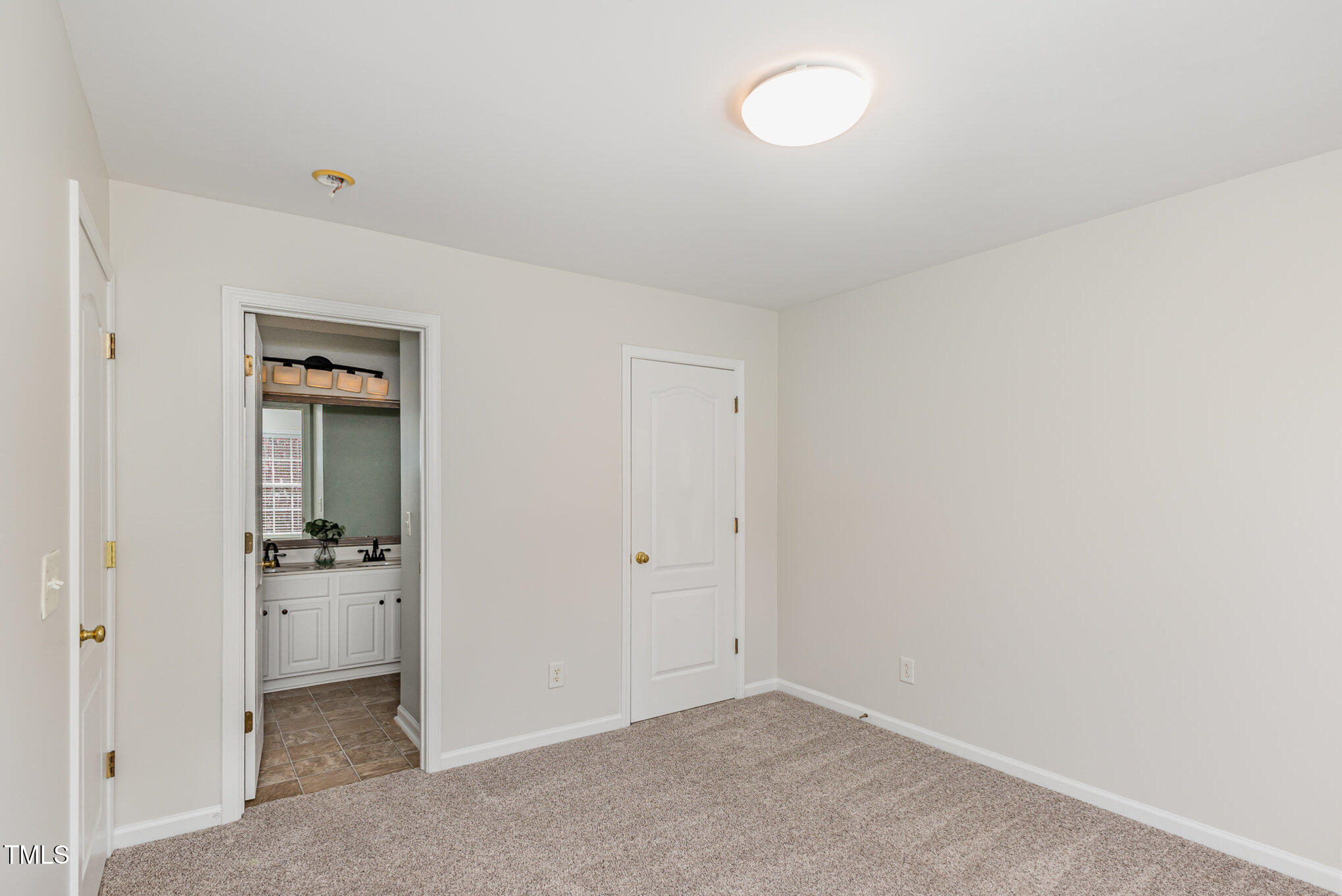 7533 Silver View Lane