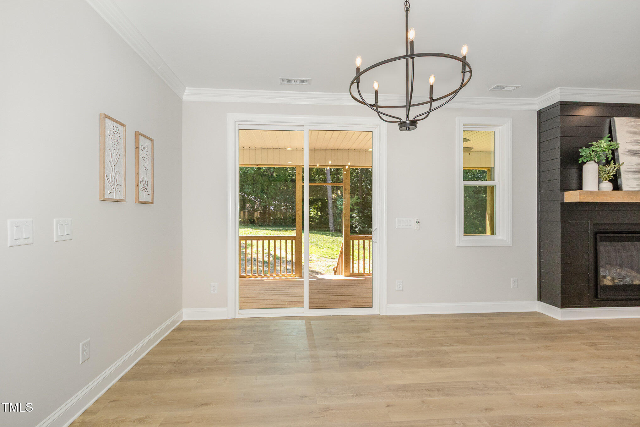 503 Forest Road