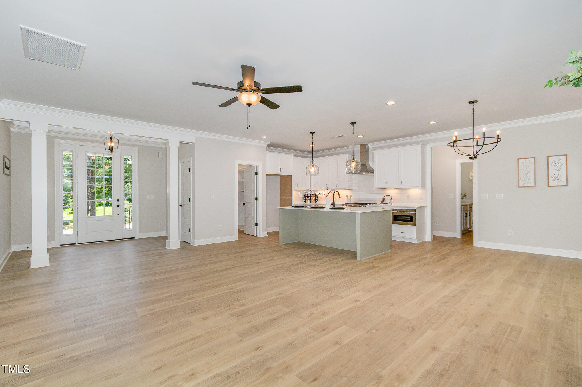 503 Forest Road