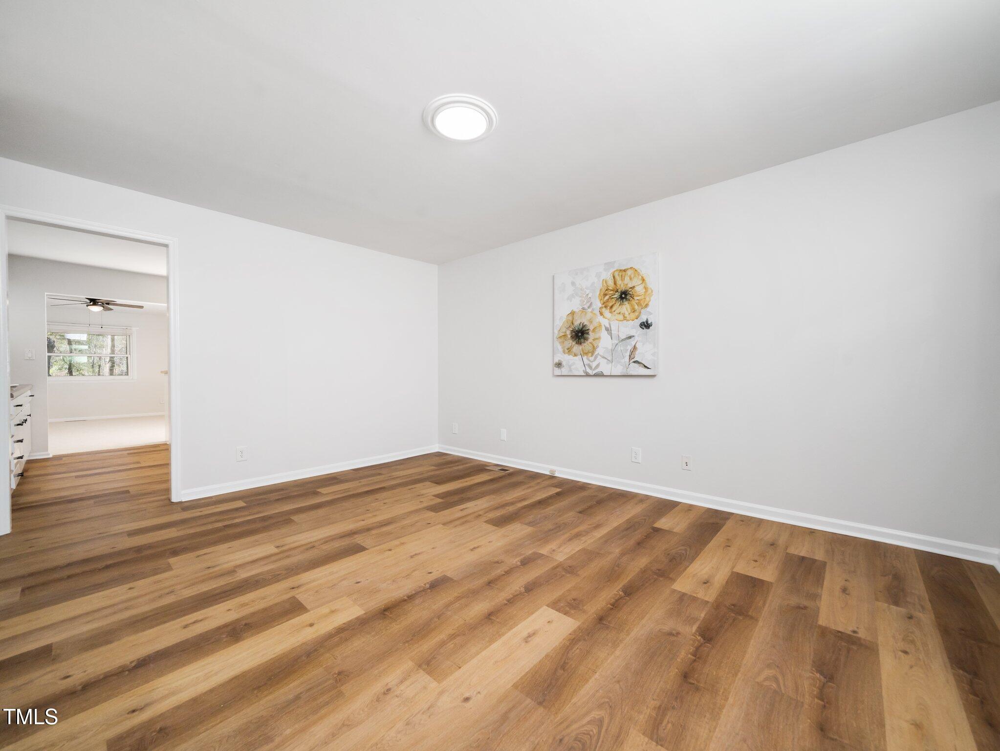 1402 Valley Road