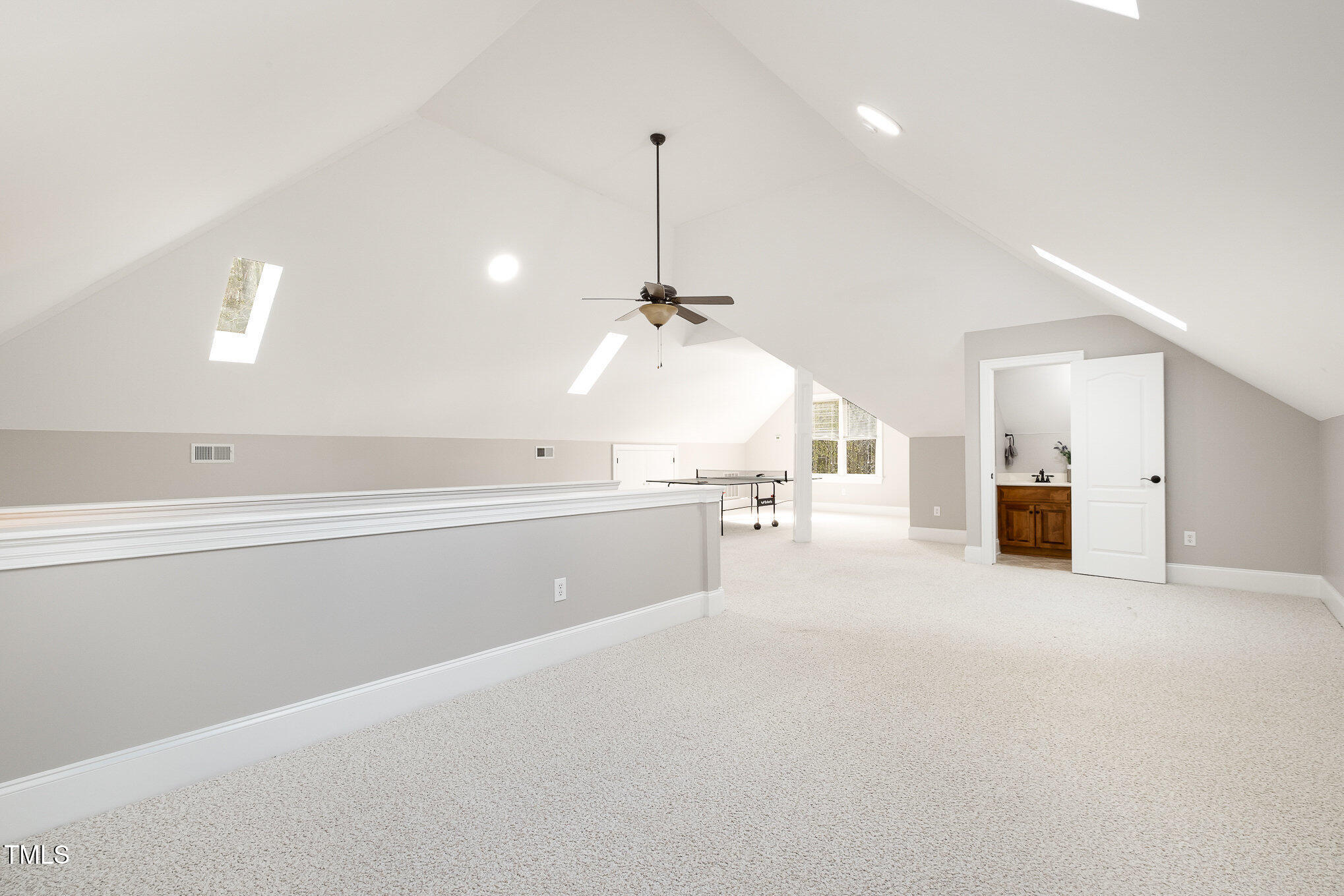 8418 Wheatstone Lane