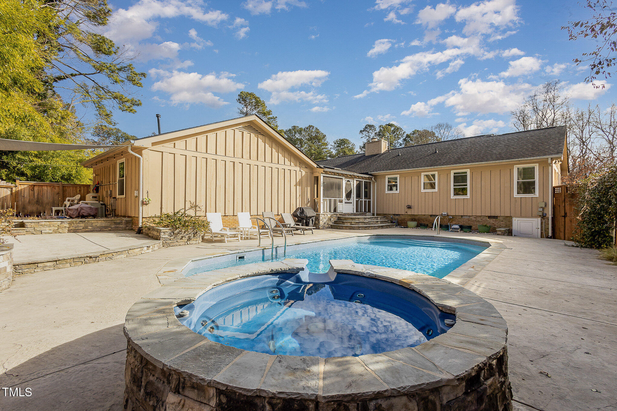 2009 Mallard Lane