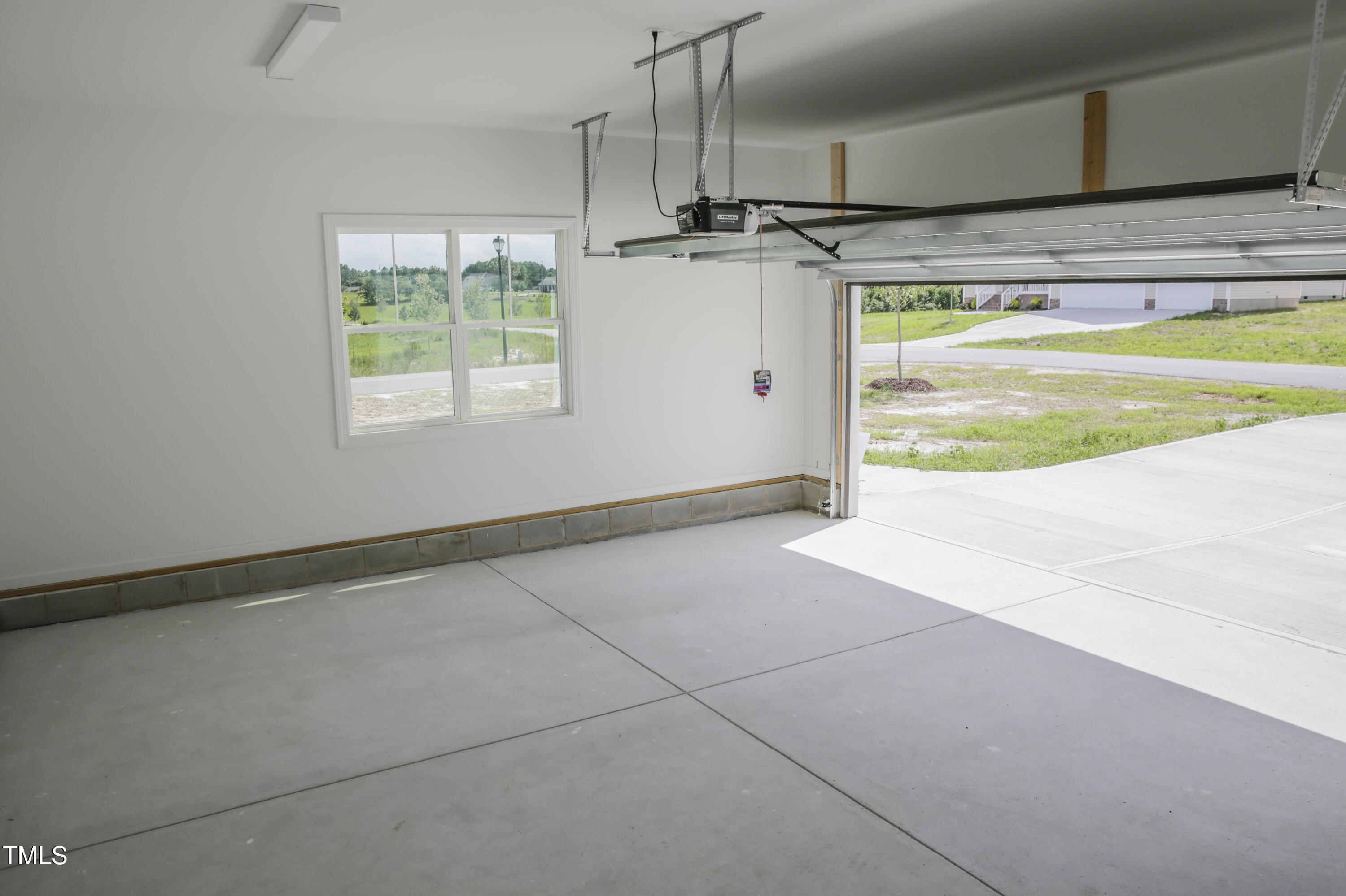 155 Diamond Creek Drive