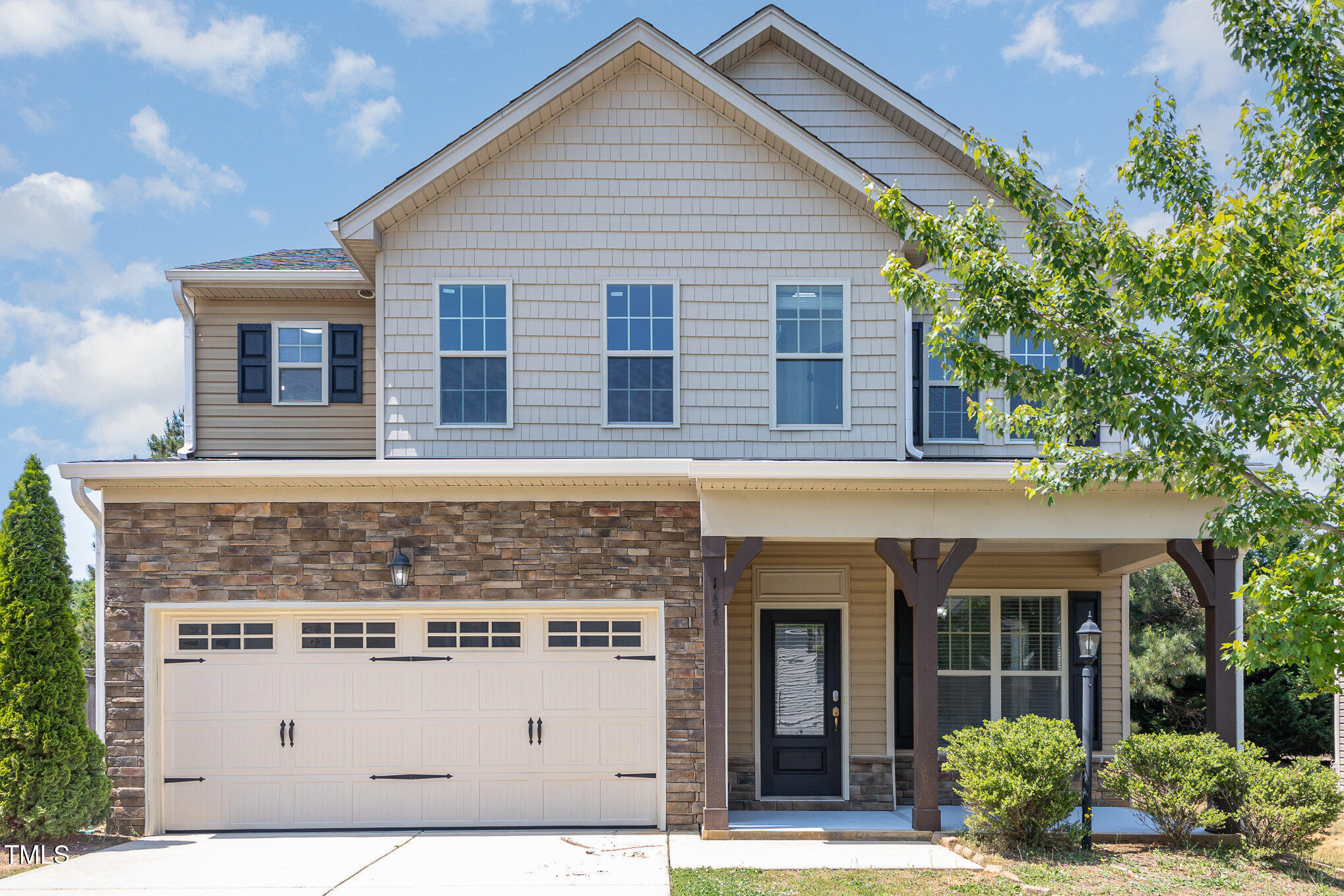 163 Davelyn Court