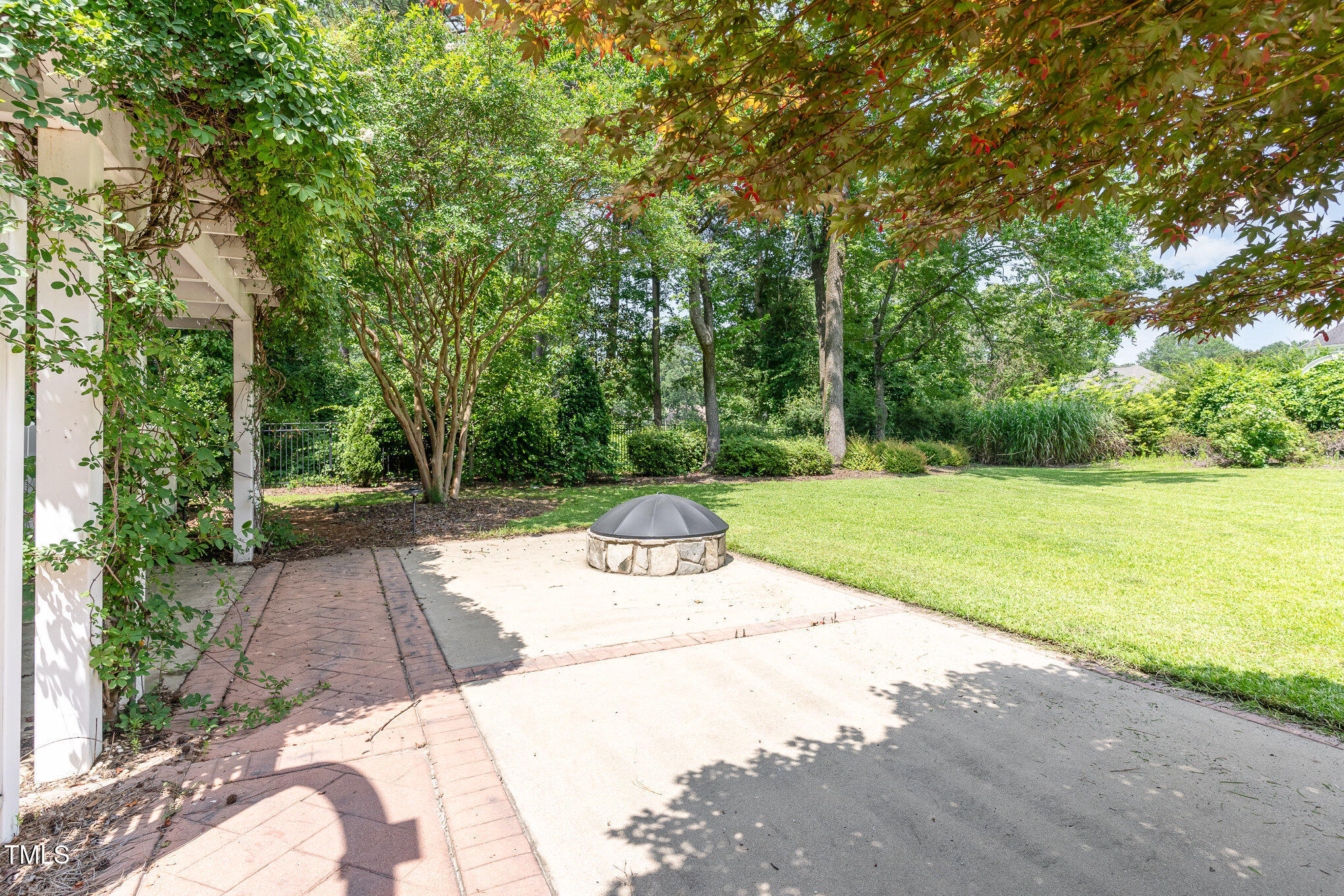2945 Chimney Hill Trail