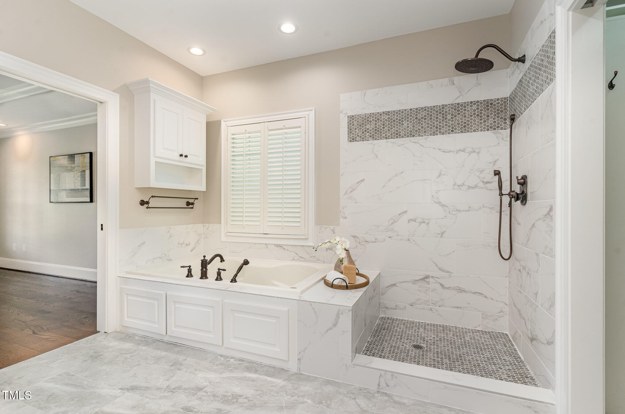 2945 Chimney Hill Trail