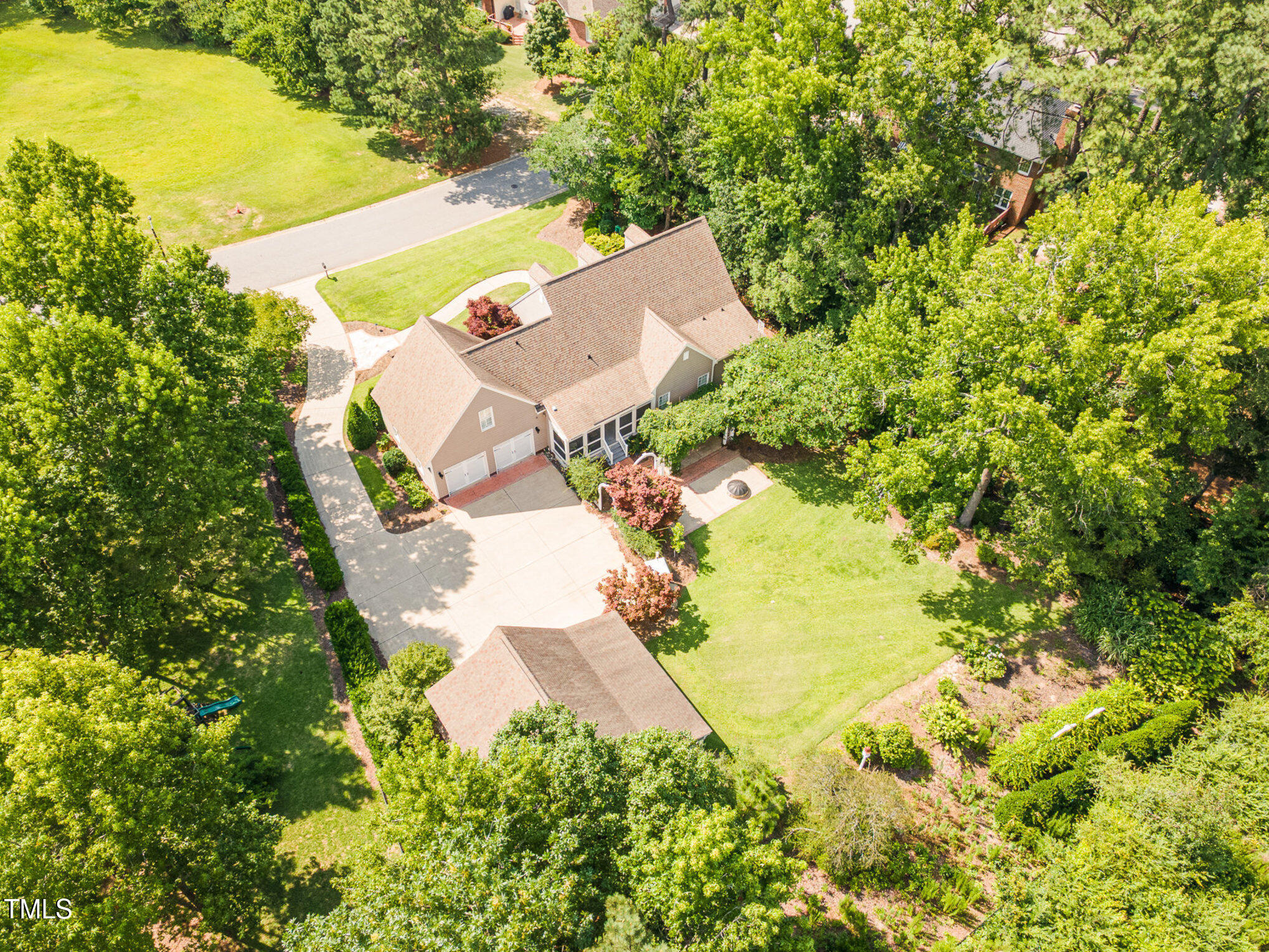 2945 Chimney Hill Trail