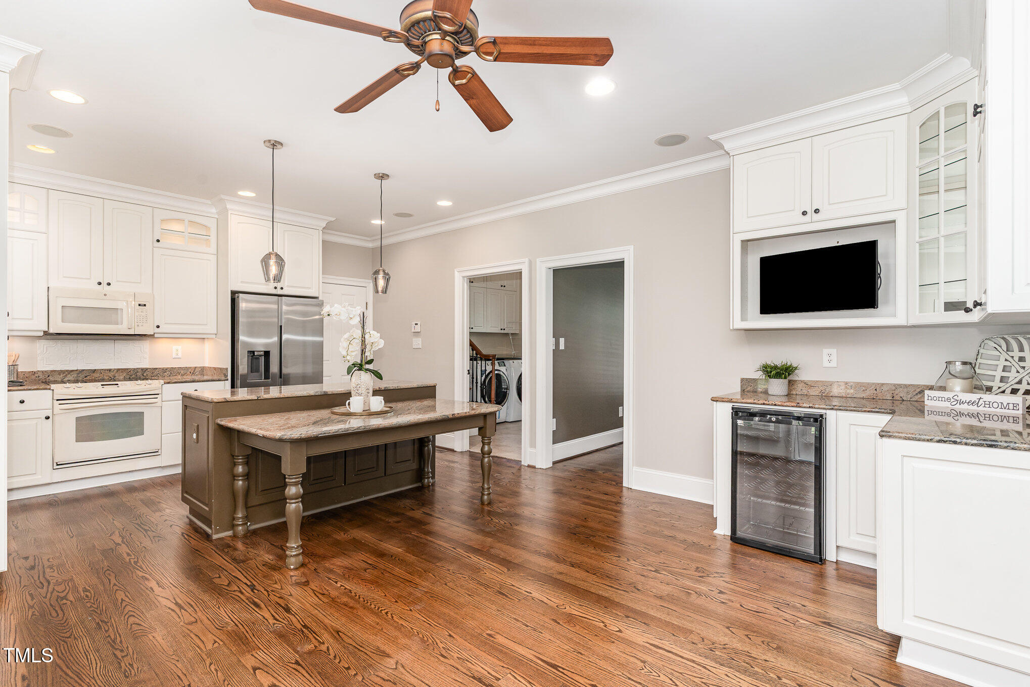 2945 Chimney Hill Trail