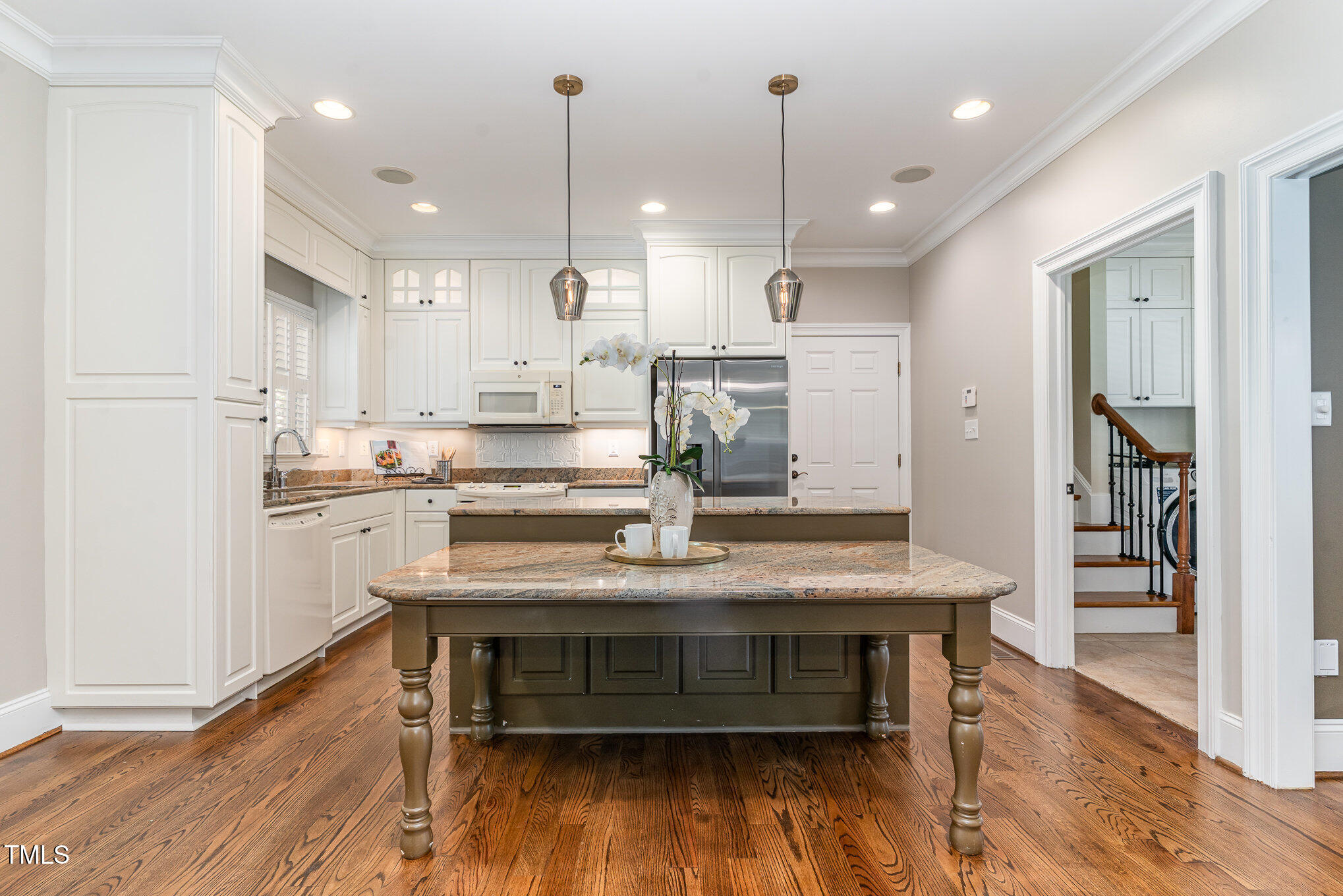 2945 Chimney Hill Trail