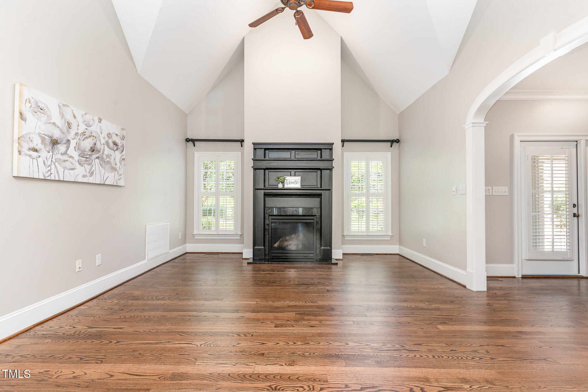 2945 Chimney Hill Trail