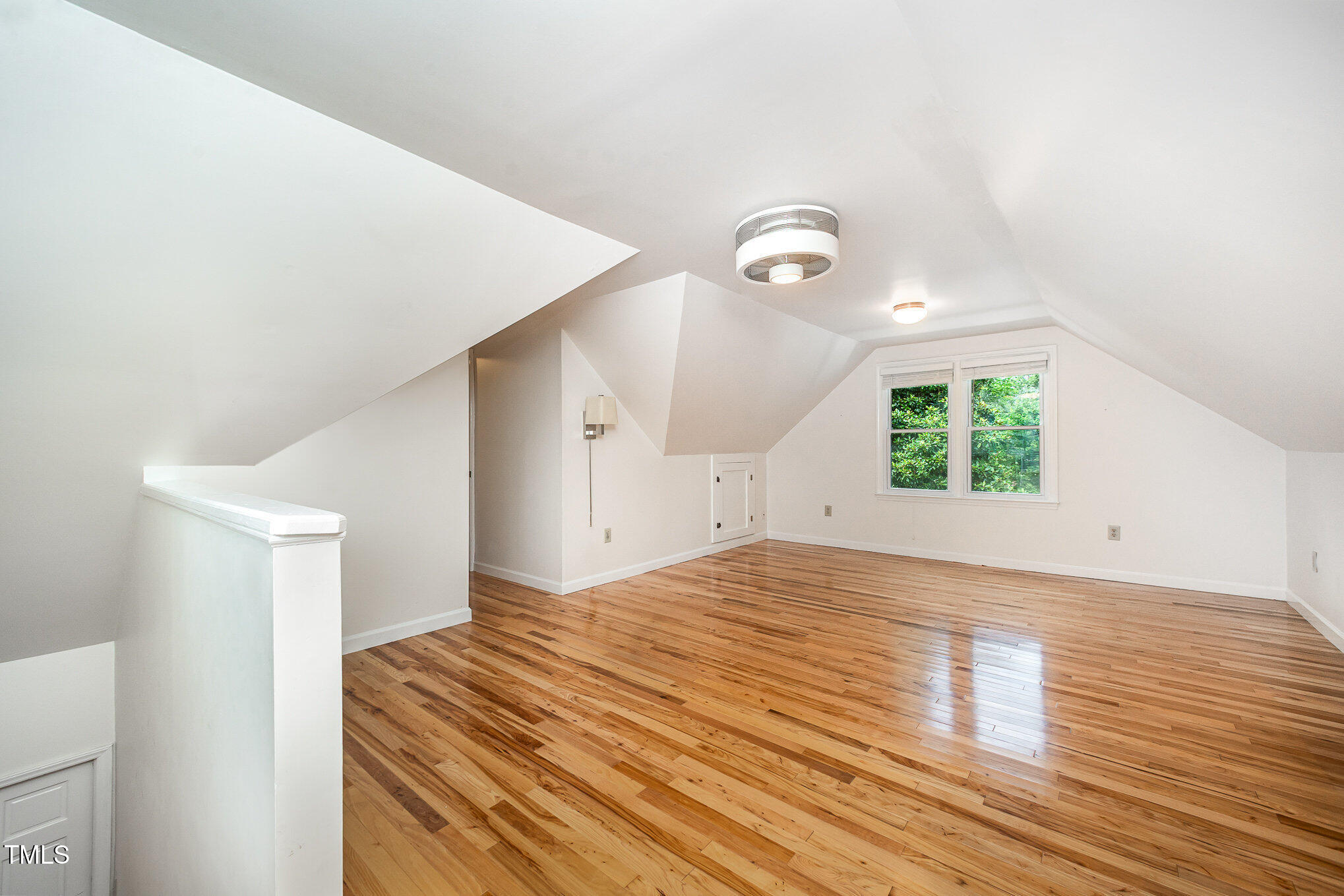 3913 Littlefield Court
