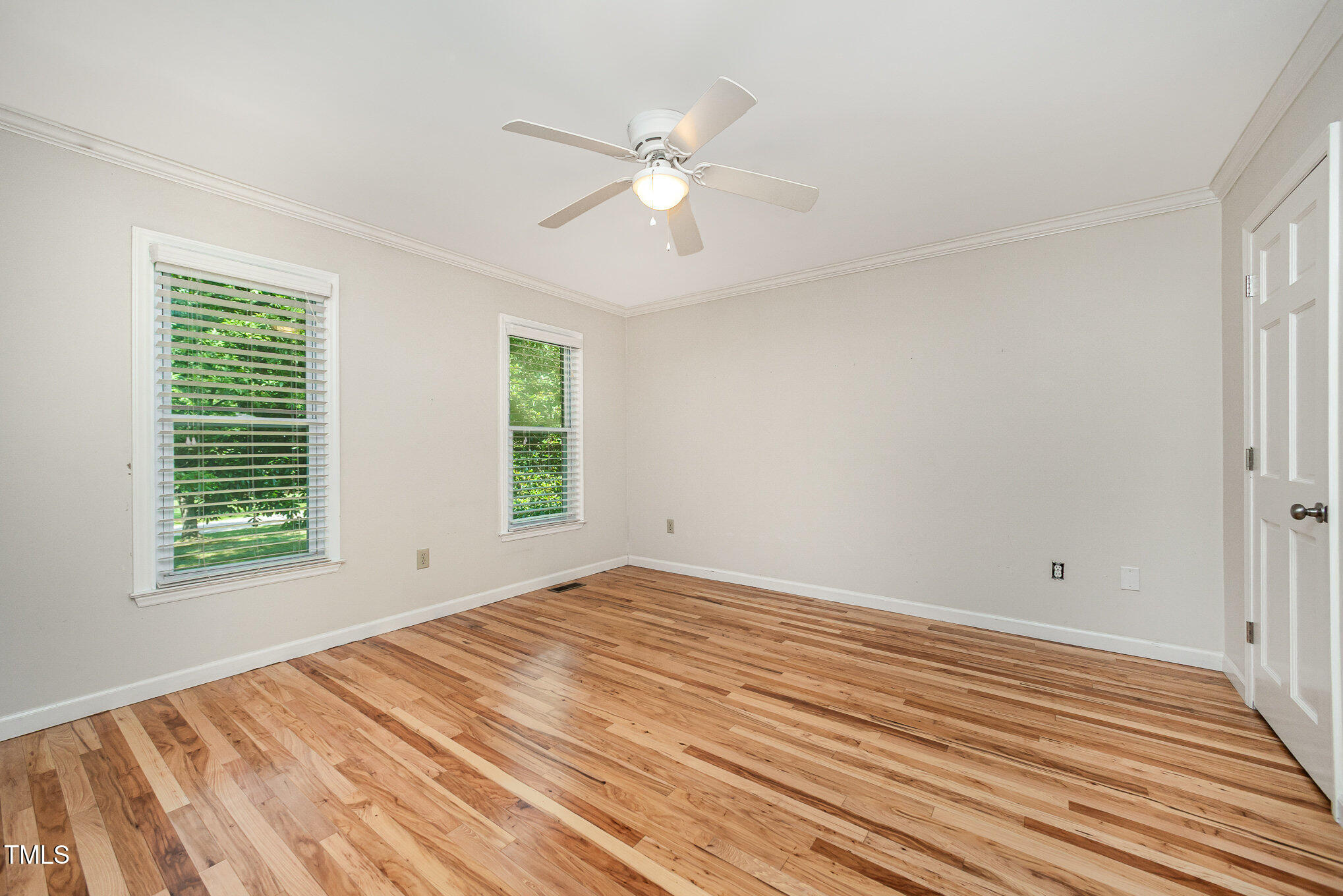 3913 Littlefield Court