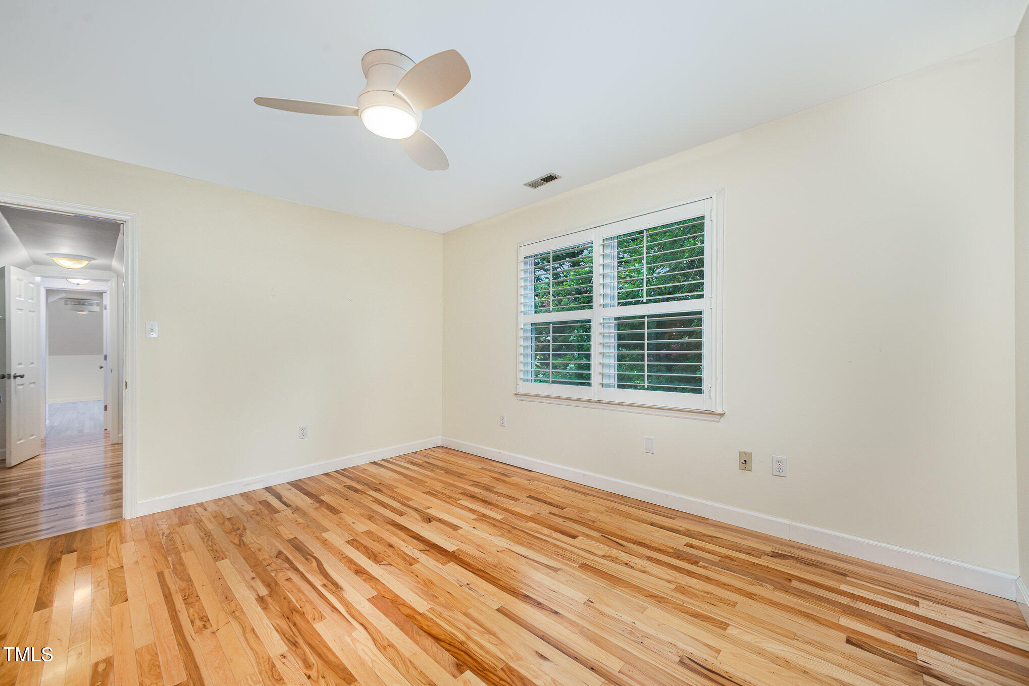 3913 Littlefield Court