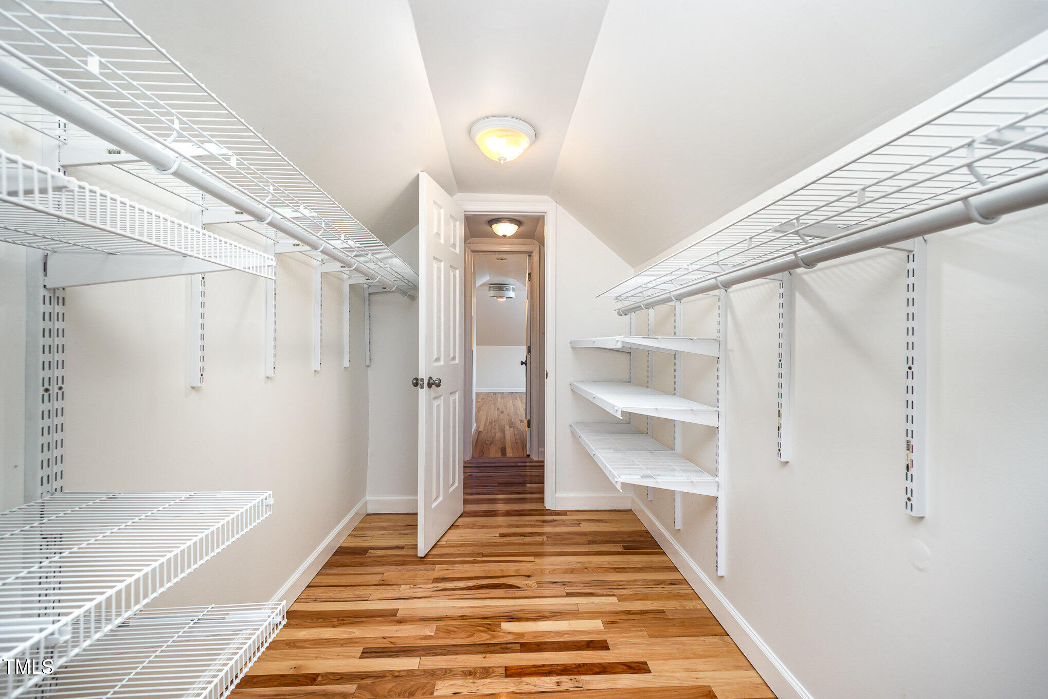 3913 Littlefield Court
