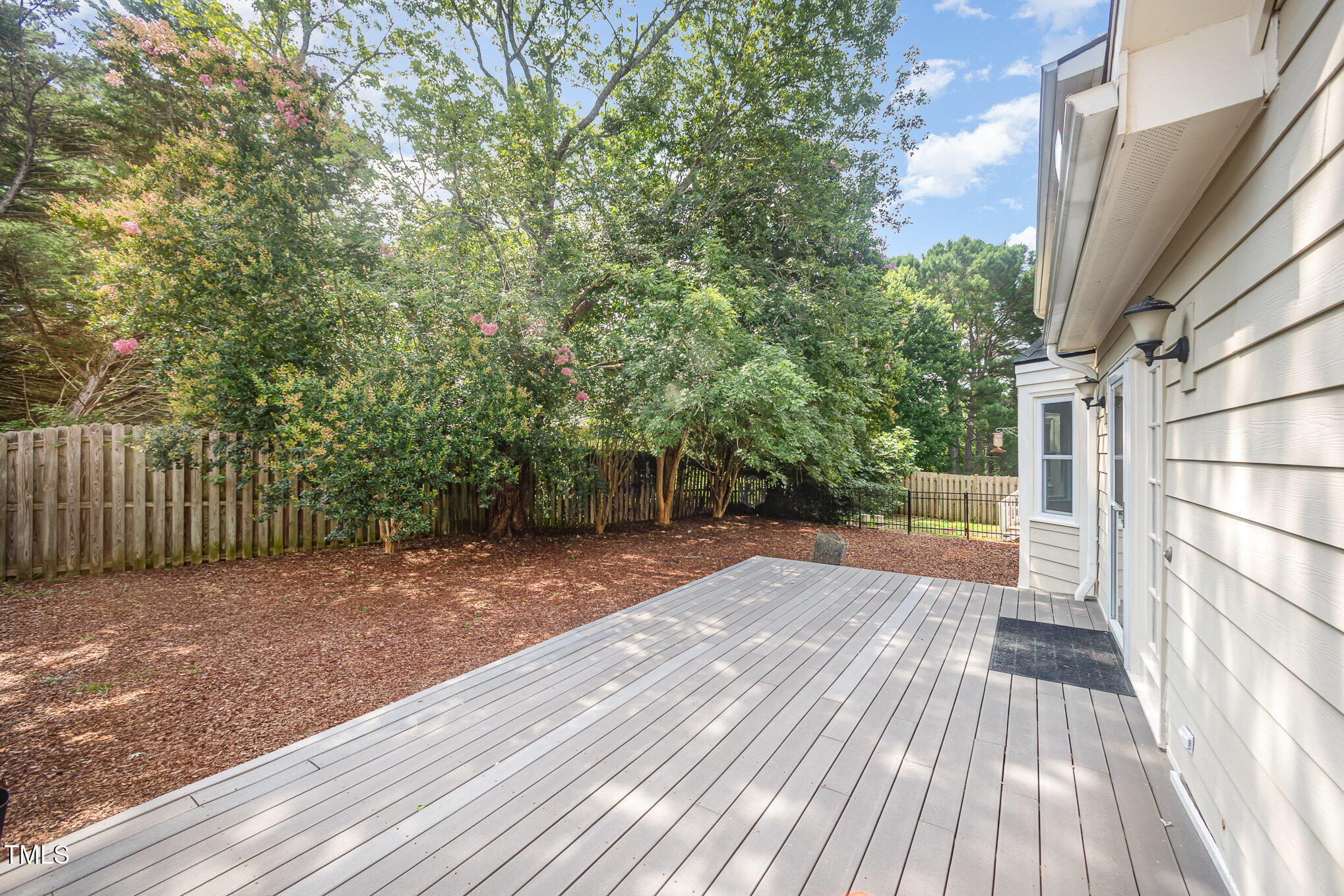 3913 Littlefield Court
