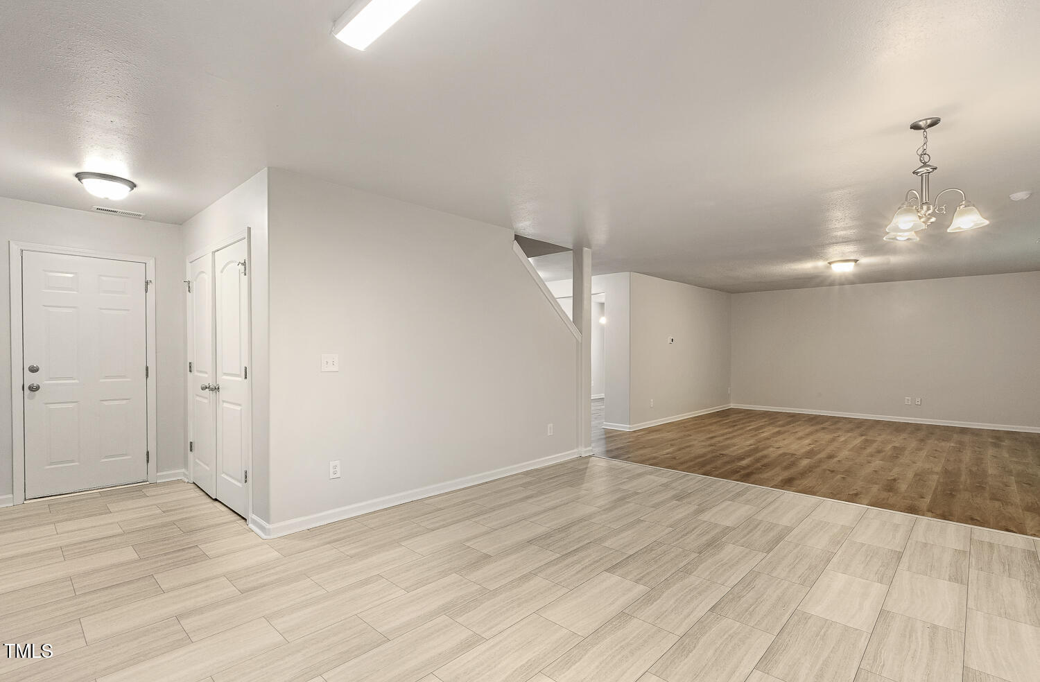 817 Leatherstone Lane