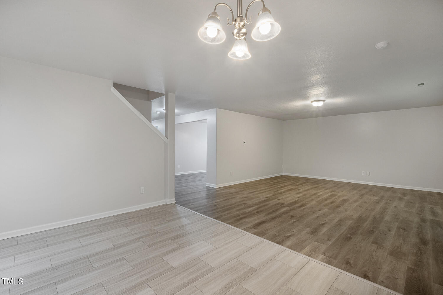 817 Leatherstone Lane