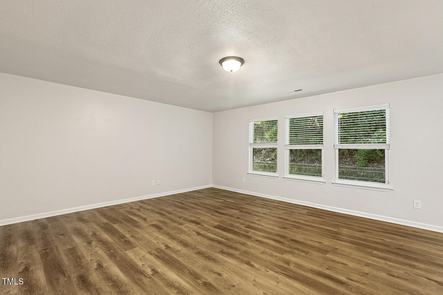 817 Leatherstone Lane