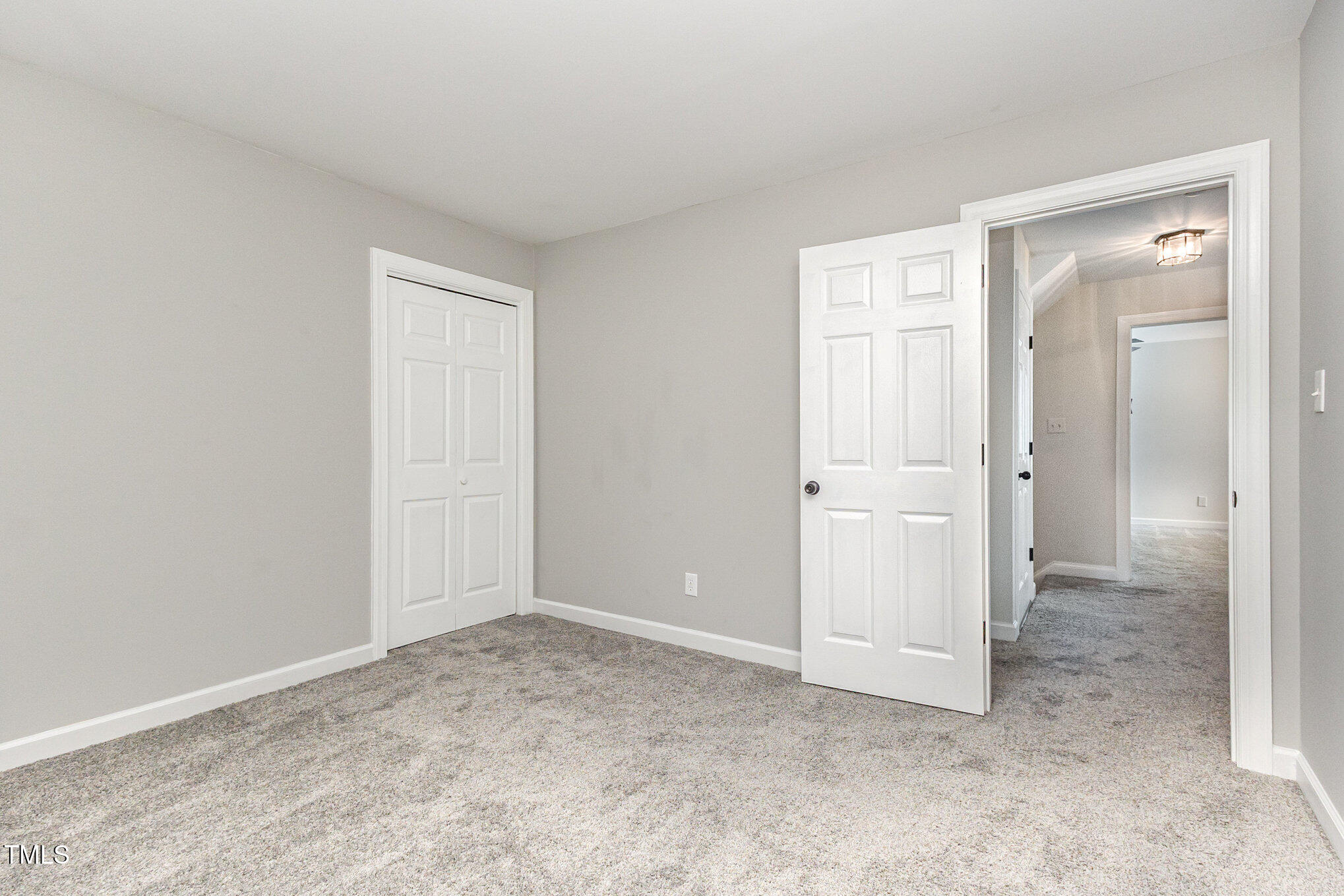 3220 Falconhurst Drive