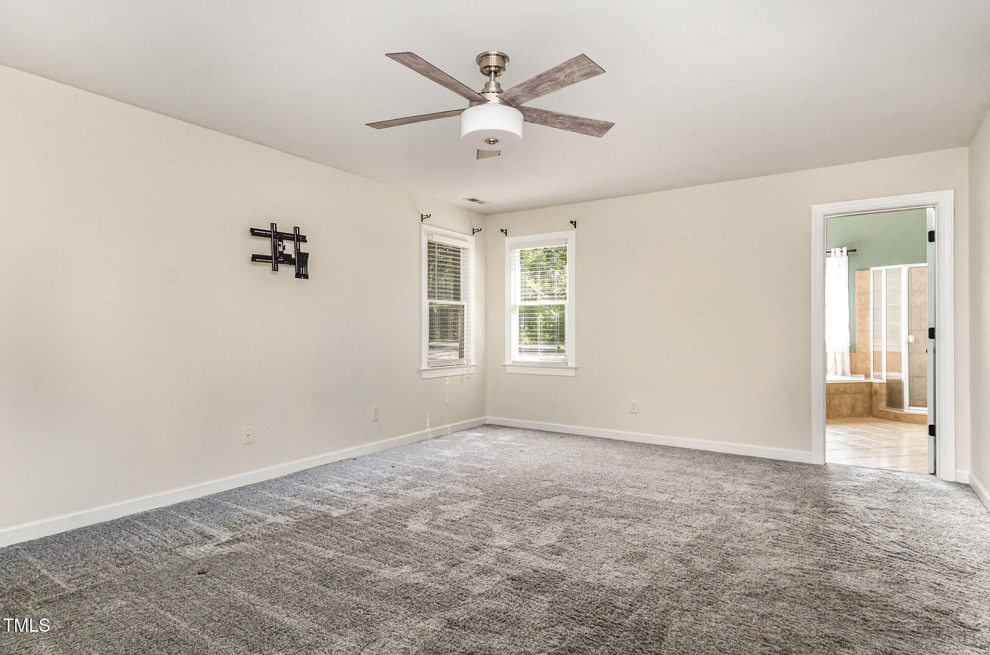 3220 Falconhurst Drive